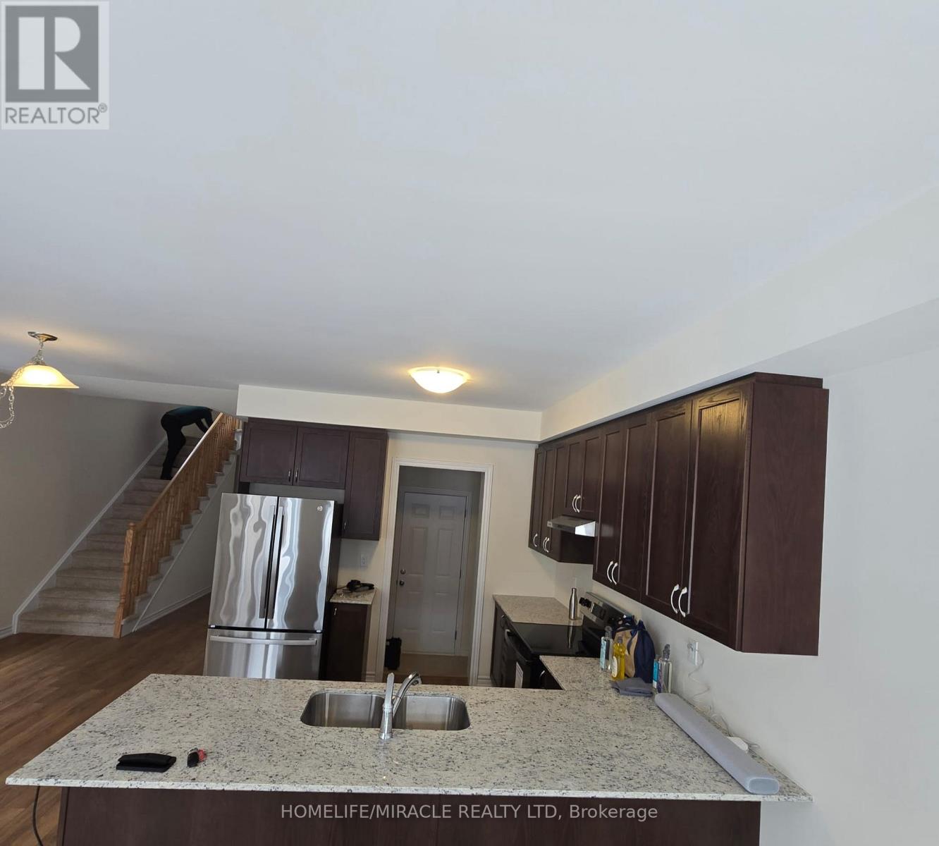 99 Molozzi Street, Erin, Ontario  N0B 1T0 - Photo 4 - X11951112