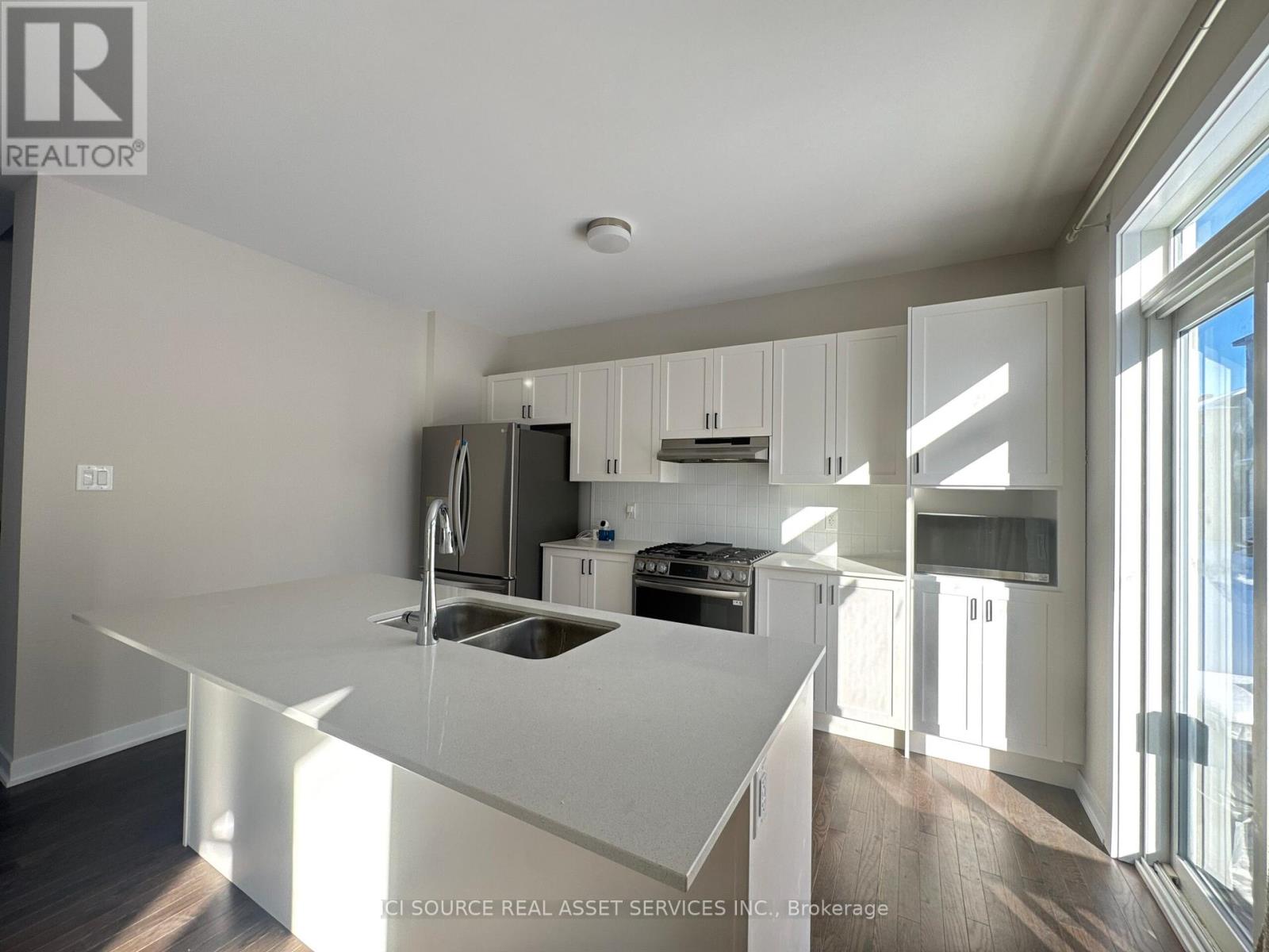 365 Peninsula Road, Ottawa, Ontario  K2J 7L9 - Photo 7 - X11952039