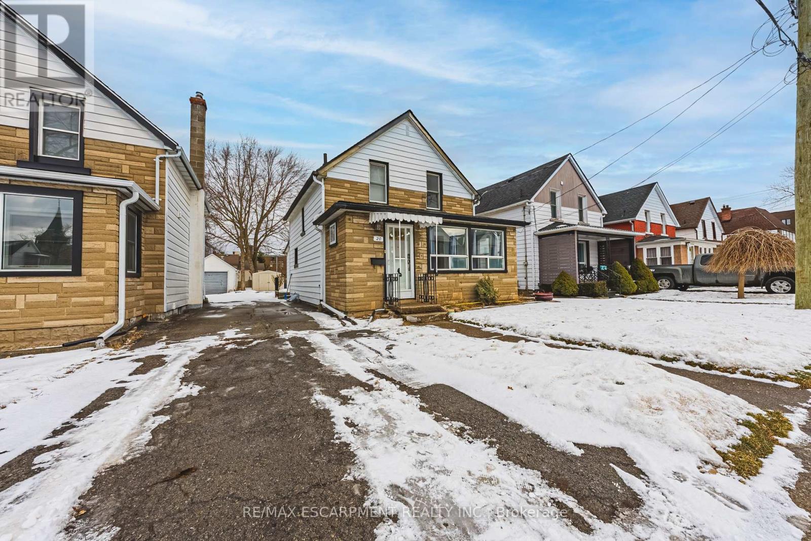 Property at 20 YORK STREET image 2