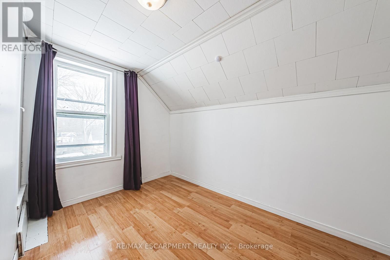 20 York Street, Welland (Lincoln/crowland), Ontario  L3B 4A6 - Photo 21 - X11953172