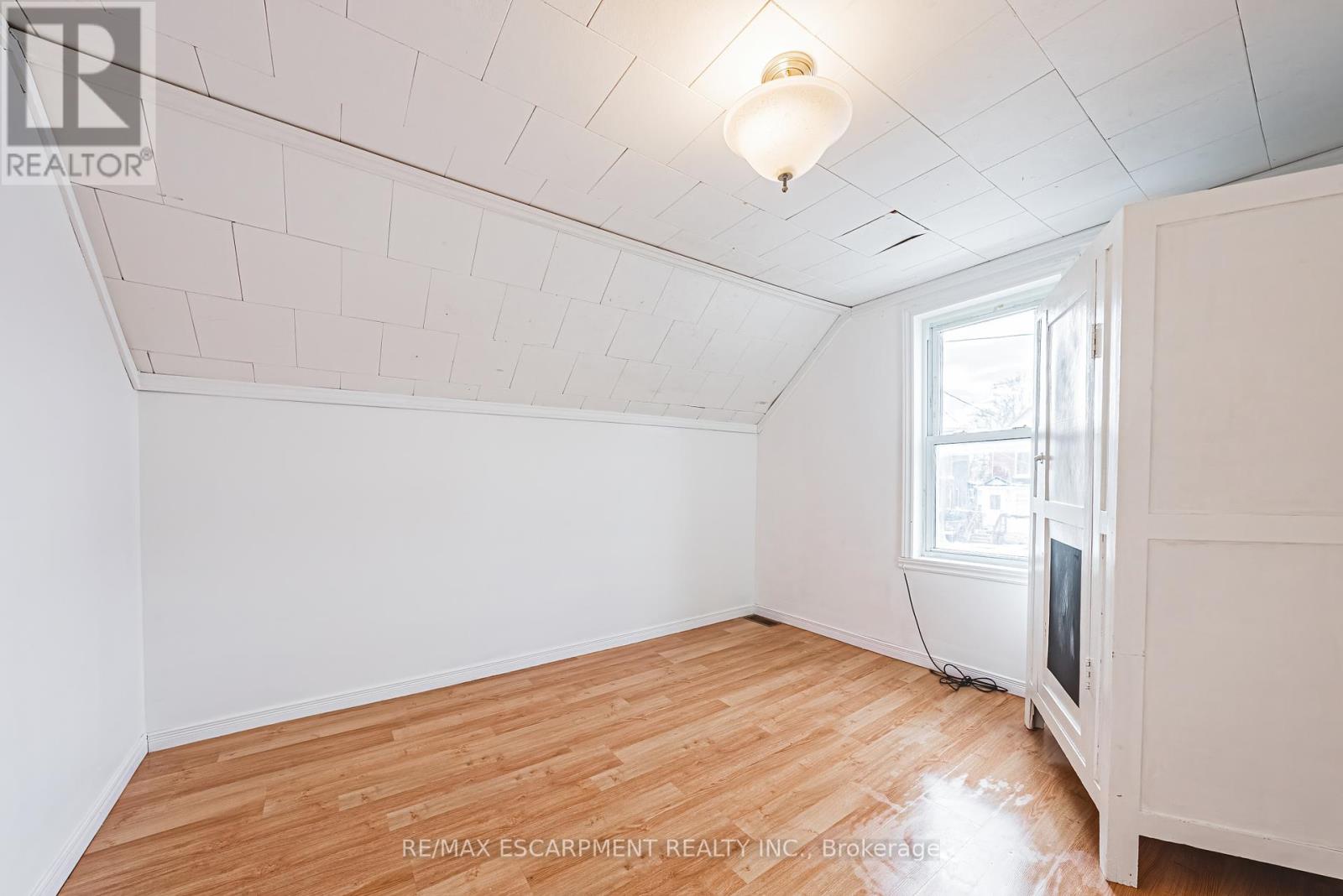 20 York Street, Welland (Lincoln/crowland), Ontario  L3B 4A6 - Photo 23 - X11953172
