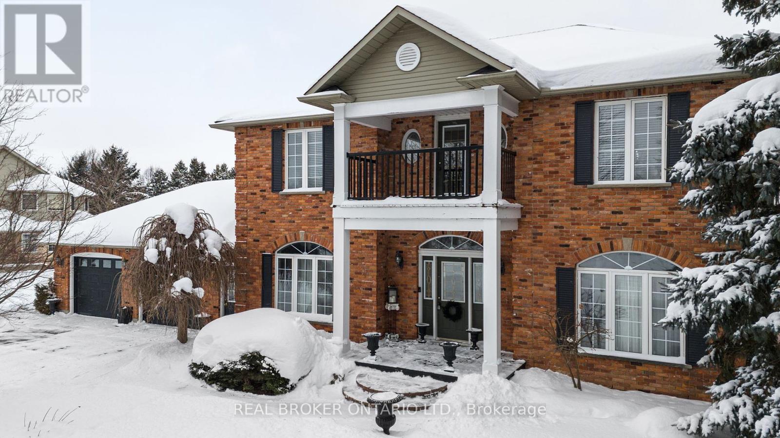 8670 CRAYTON COURT, North Perth, Ontario