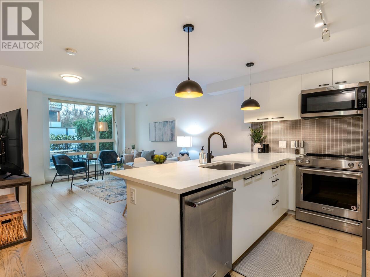 Listing Picture 11 of 36 : 101 2477 CAROLINA STREET, Vancouver / 溫哥華 - 魯藝地產 Yvonne Lu Group - MLS Medallion Club Member