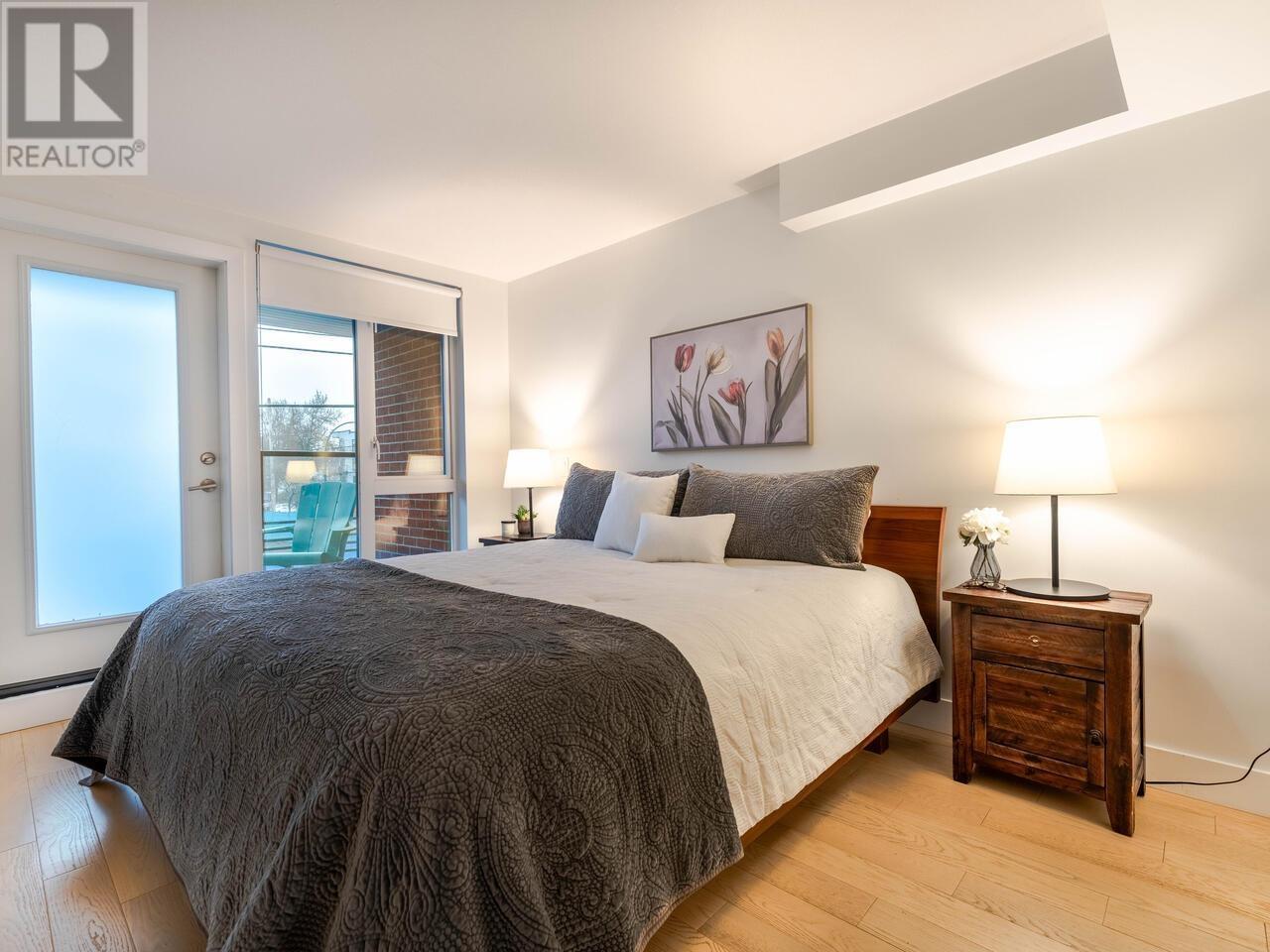 Listing Picture 18 of 36 : 101 2477 CAROLINA STREET, Vancouver / 溫哥華 - 魯藝地產 Yvonne Lu Group - MLS Medallion Club Member