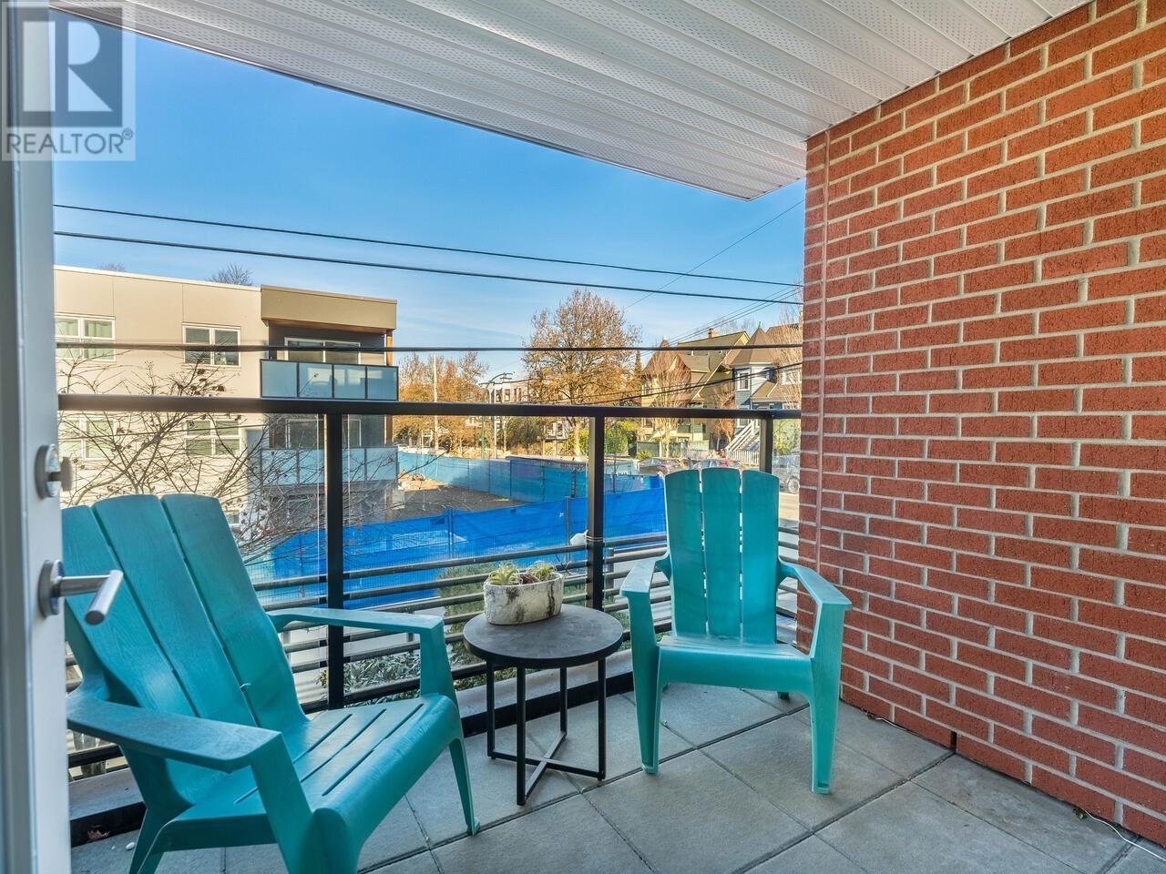 Listing Picture 21 of 36 : 101 2477 CAROLINA STREET, Vancouver / 溫哥華 - 魯藝地產 Yvonne Lu Group - MLS Medallion Club Member