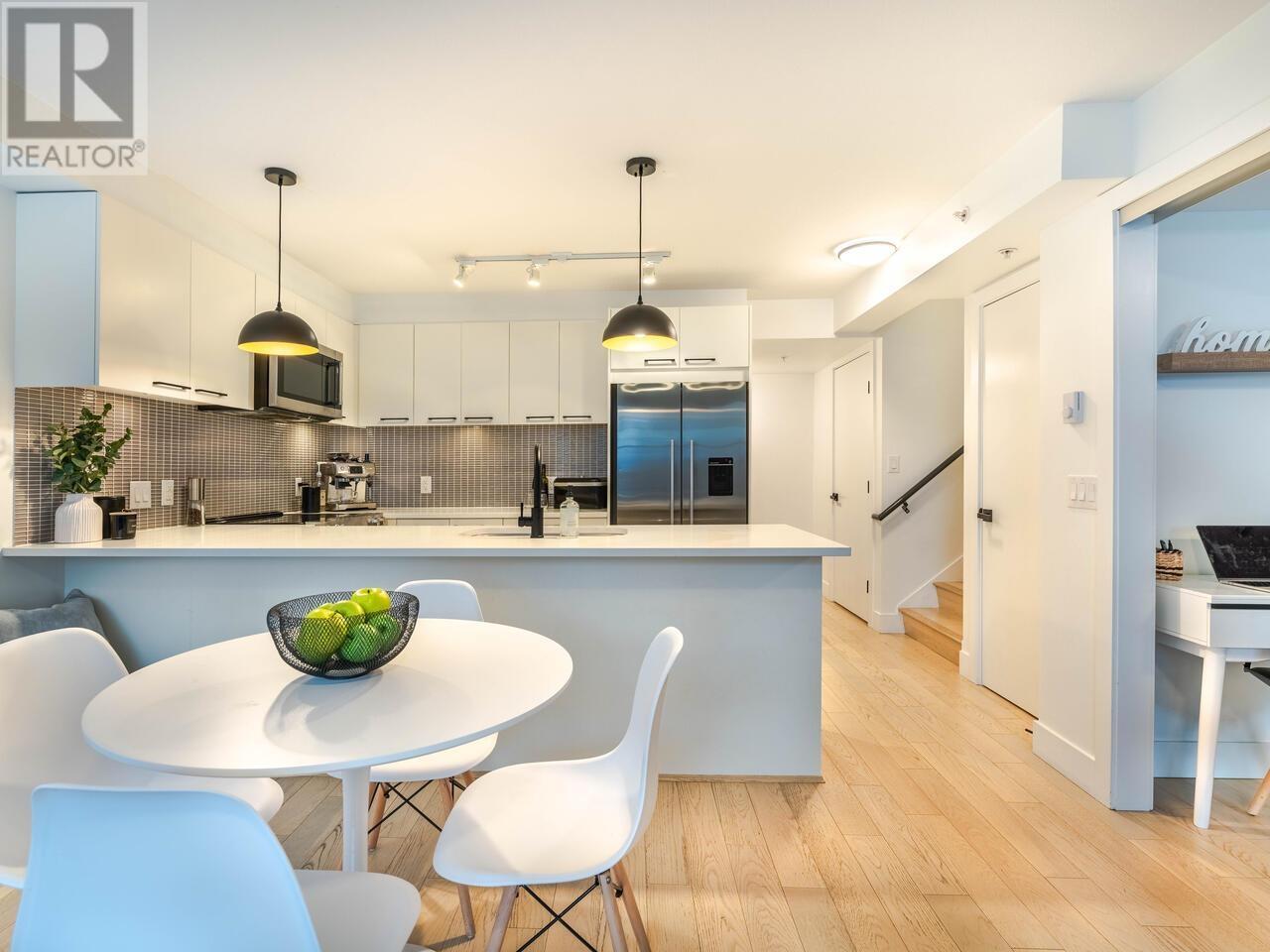 Listing Picture 6 of 36 : 101 2477 CAROLINA STREET, Vancouver / 溫哥華 - 魯藝地產 Yvonne Lu Group - MLS Medallion Club Member