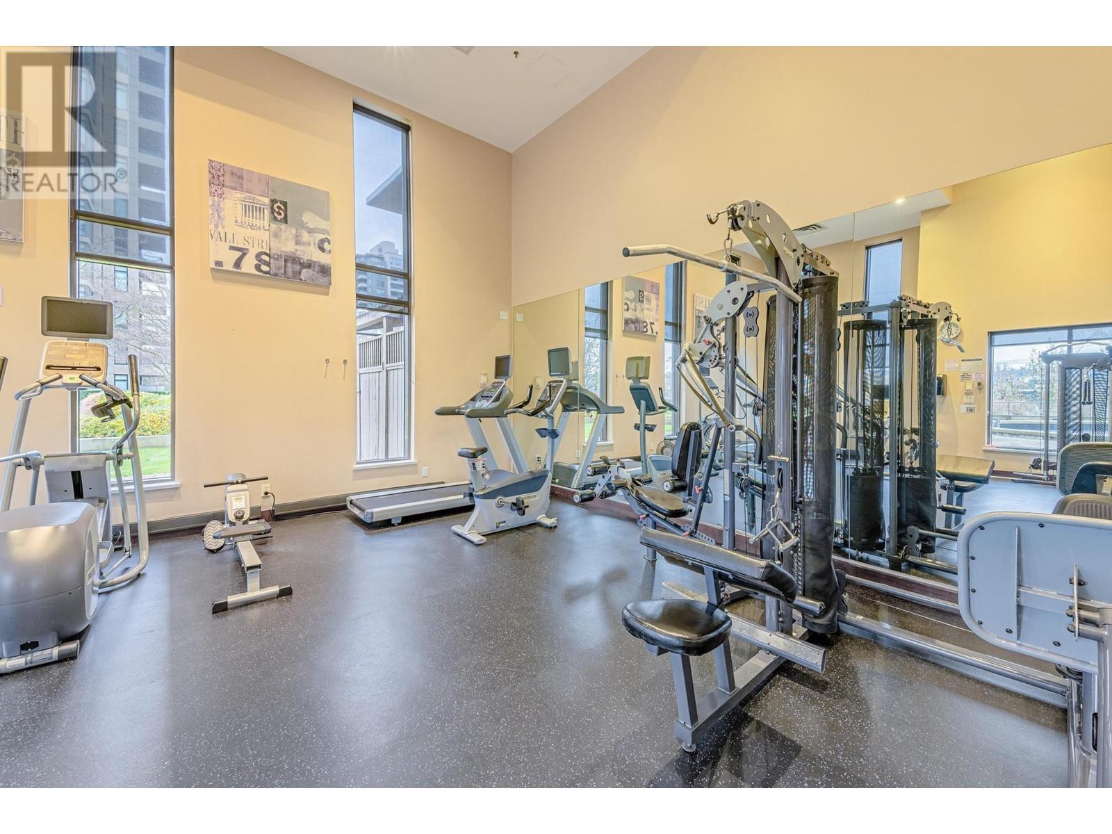 Listing Picture 24 of 31 : TH16 2345 MADISON AVENUE, Burnaby / 本拿比 - 魯藝地產 Yvonne Lu Group - MLS Medallion Club Member