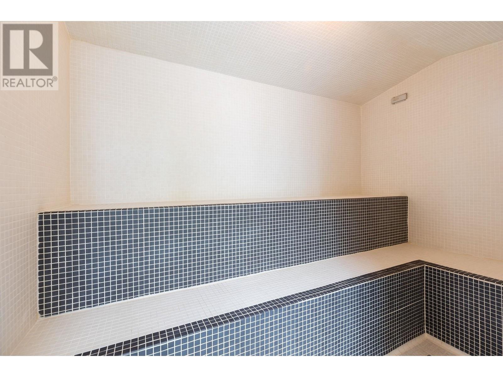 Listing Picture 28 of 31 : TH16 2345 MADISON AVENUE, Burnaby / 本拿比 - 魯藝地產 Yvonne Lu Group - MLS Medallion Club Member