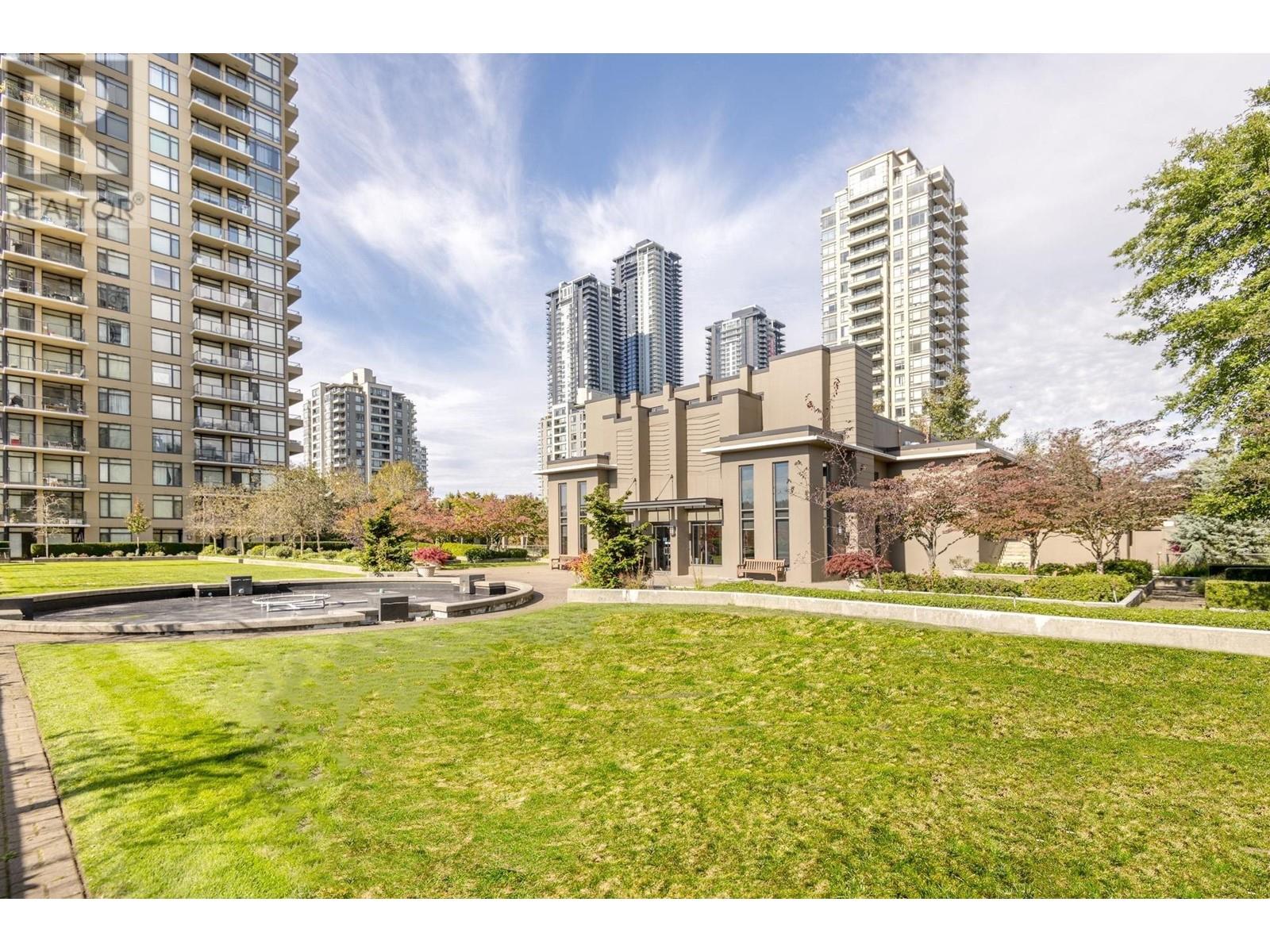 Listing Picture 30 of 31 : TH16 2345 MADISON AVENUE, Burnaby / 本拿比 - 魯藝地產 Yvonne Lu Group - MLS Medallion Club Member