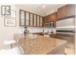 TH16 2345 MADISON AVENUE