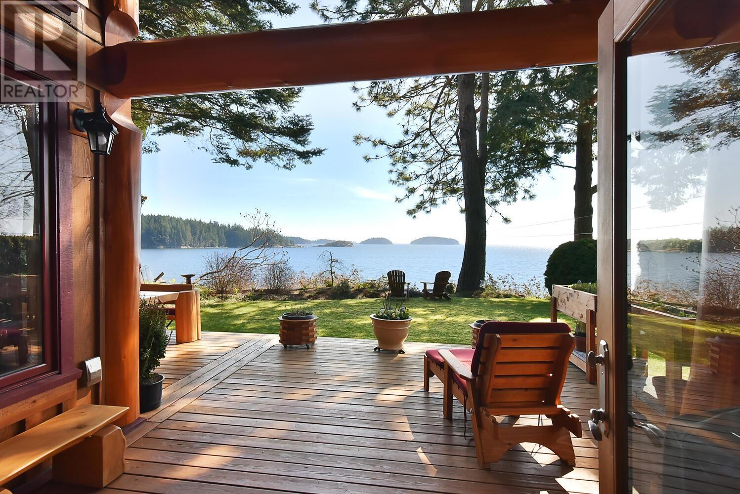 667 FRANKLIN ROAD, Gibsons, British Columbia