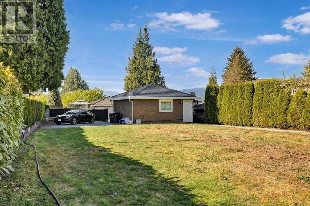 Upper 7865 Elwell St, Burnaby, British Columbia  V5E 1M1 - Photo 5 - R2962986