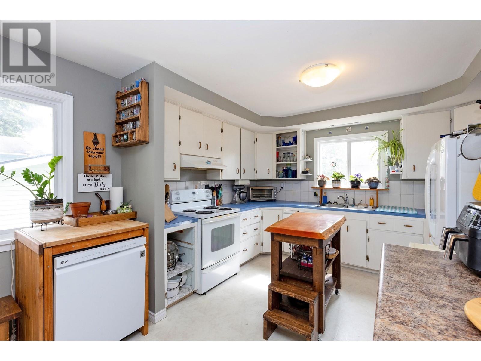3530 Hastings Street, Port Coquitlam, British Columbia  V3B 4N4 - Photo 9 - R2962879