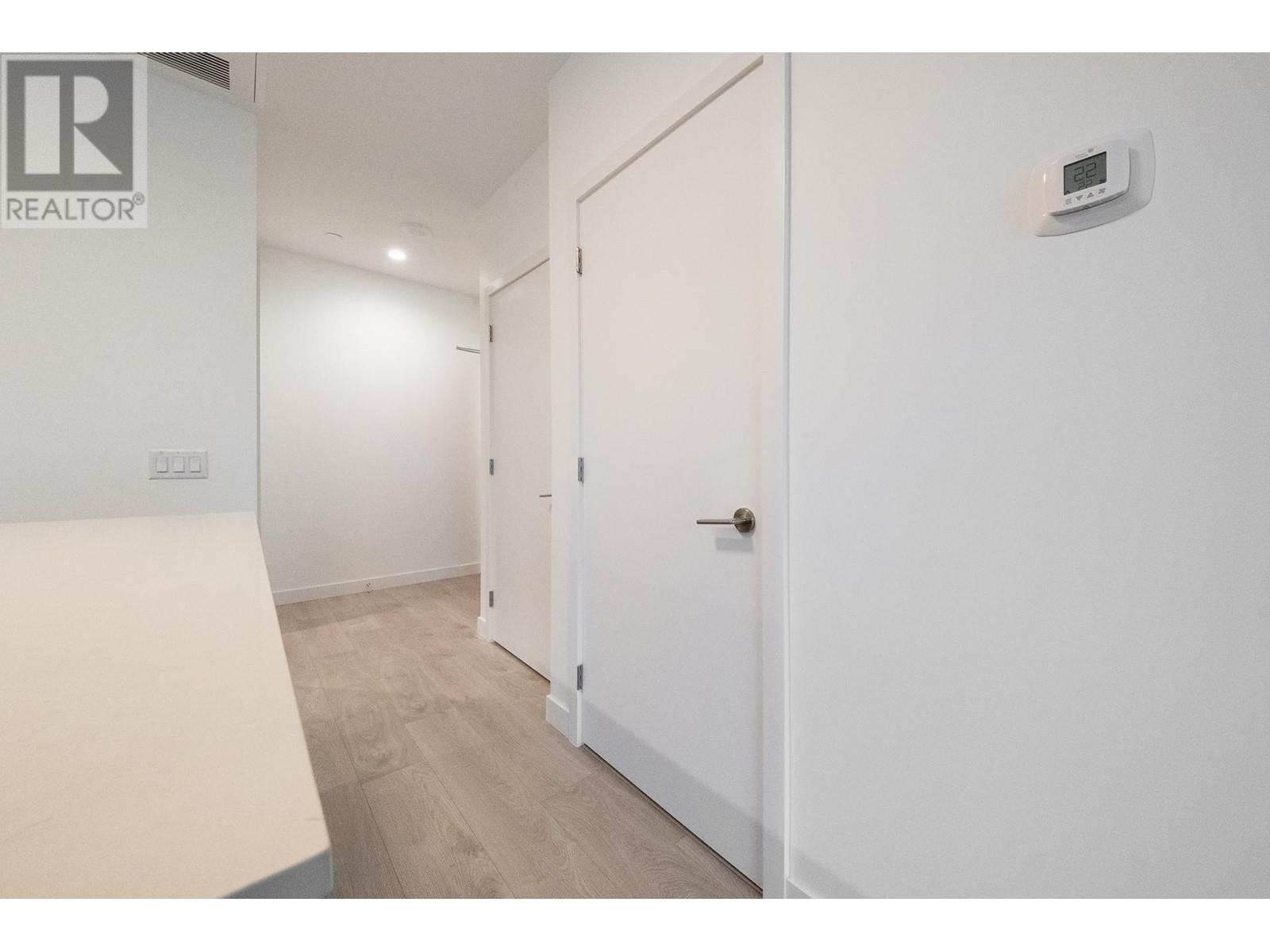 Listing Picture 15 of 28 : 103 6463 SILVER AVENUE, Burnaby / 本拿比 - 魯藝地產 Yvonne Lu Group - MLS Medallion Club Member