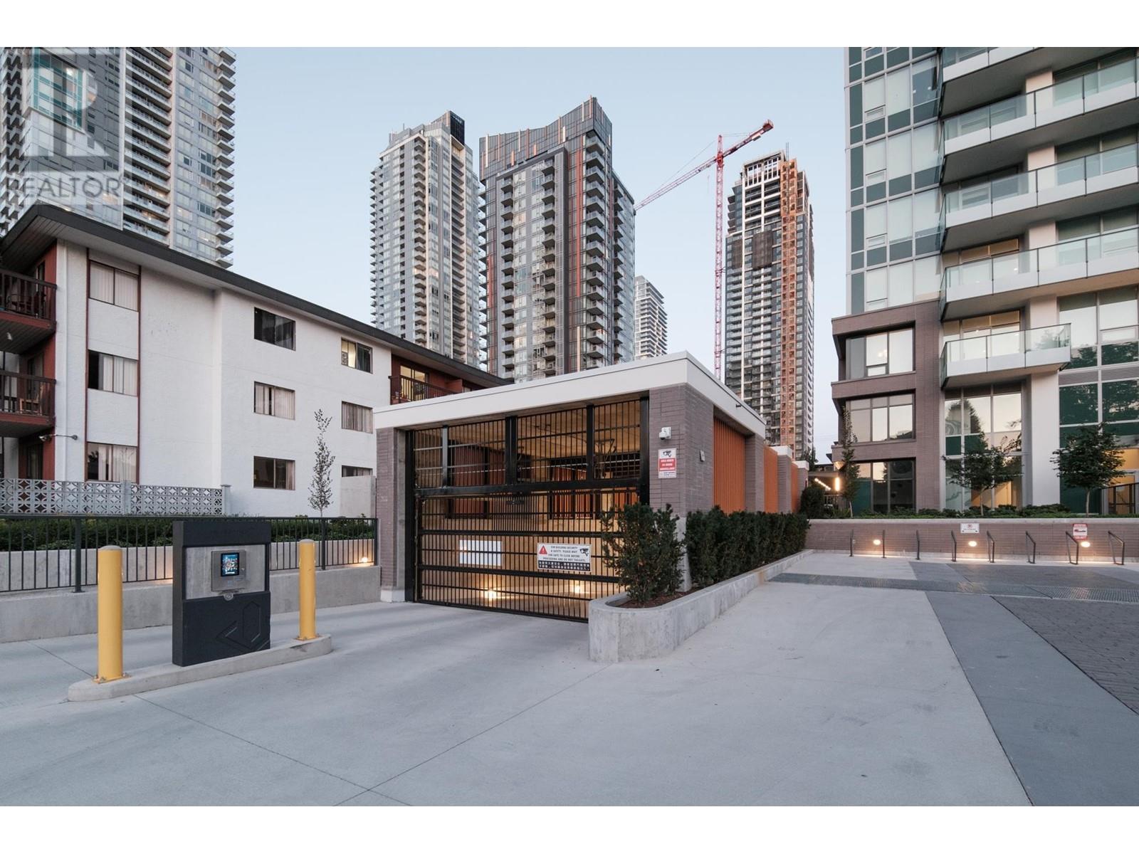 Listing Picture 26 of 28 : 103 6463 SILVER AVENUE, Burnaby / 本拿比 - 魯藝地產 Yvonne Lu Group - MLS Medallion Club Member