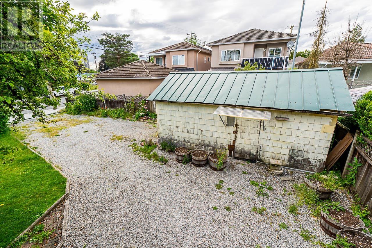 7386 Humphries Avenue, Burnaby, British Columbia  V3N 3E5 - Photo 34 - R2962941