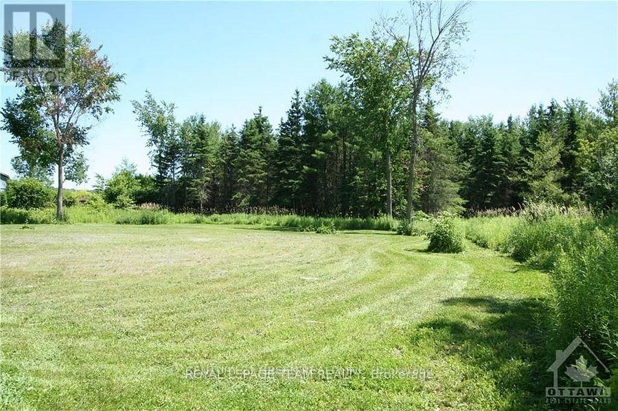 C8PL1A COUNTY 11 ROAD W, south dundas, Ontario