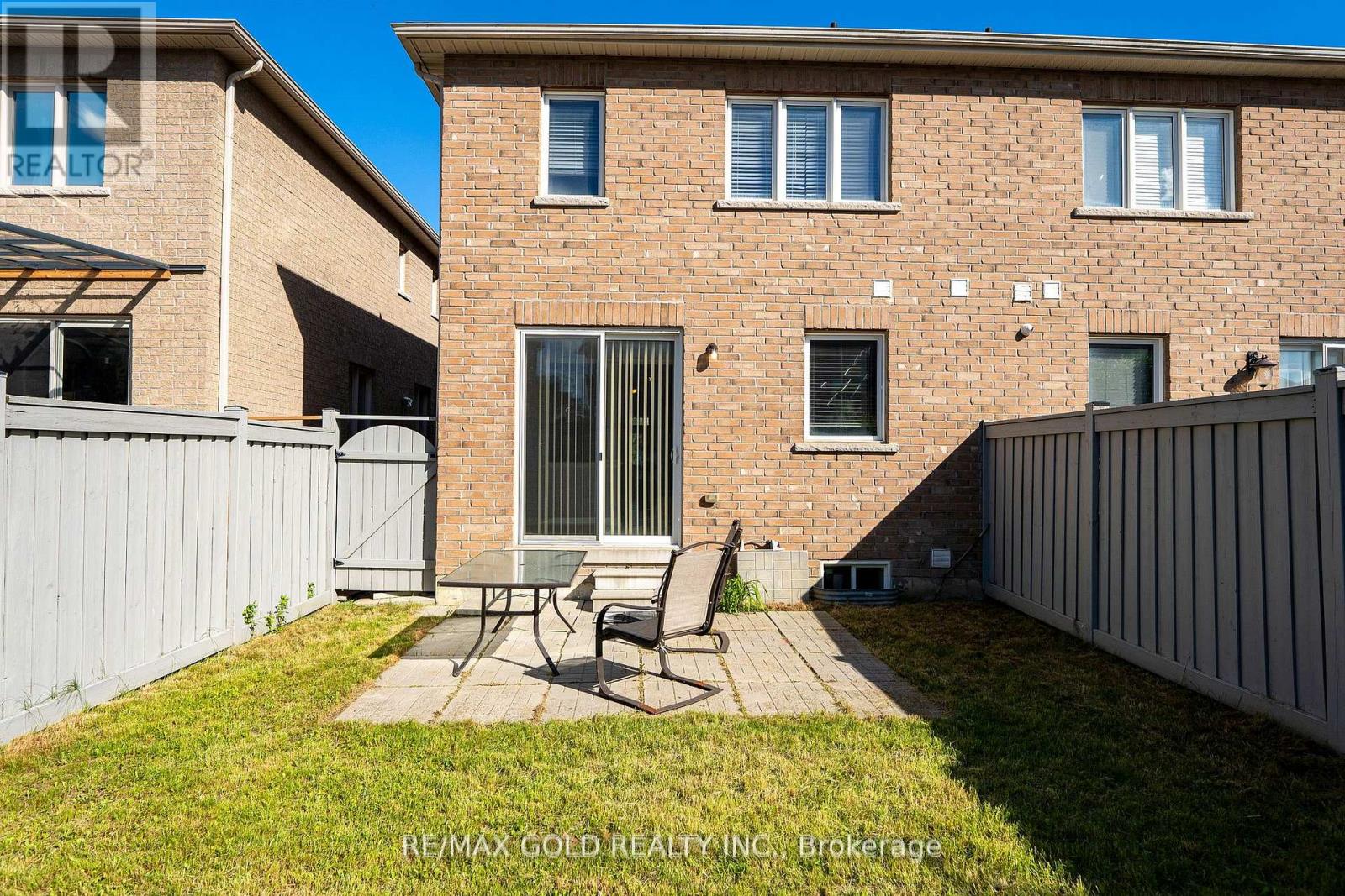 (Upper) - 11 Vanderpool Crescent, Brampton, Ontario  L6P 3W9 - Photo 20 - W11952421