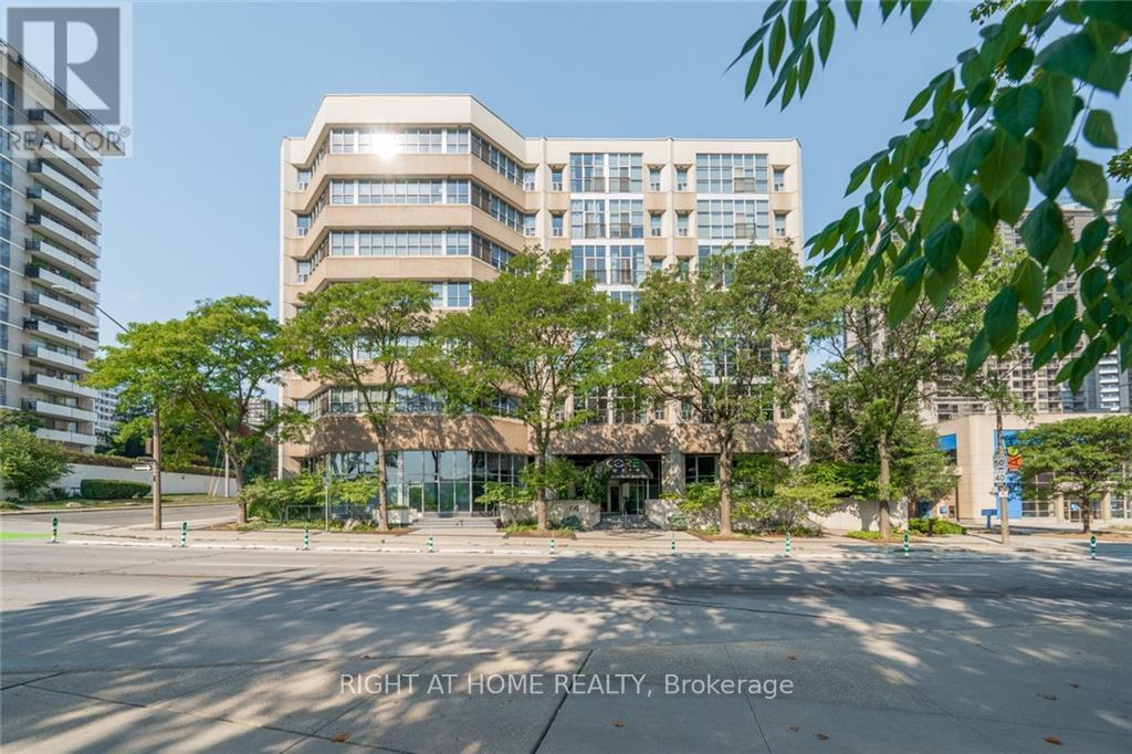 Property at 312 - 66 BAY STREET S image 1