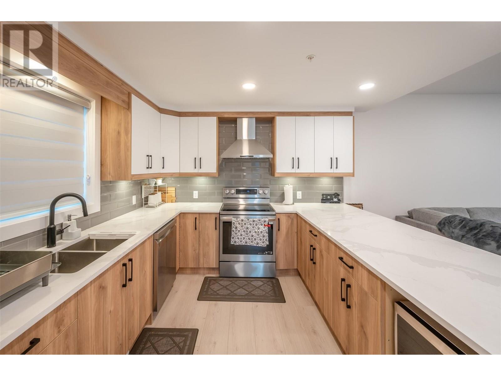 10615 ELLIOTT Street Unit# 106 Summerland Photo 4