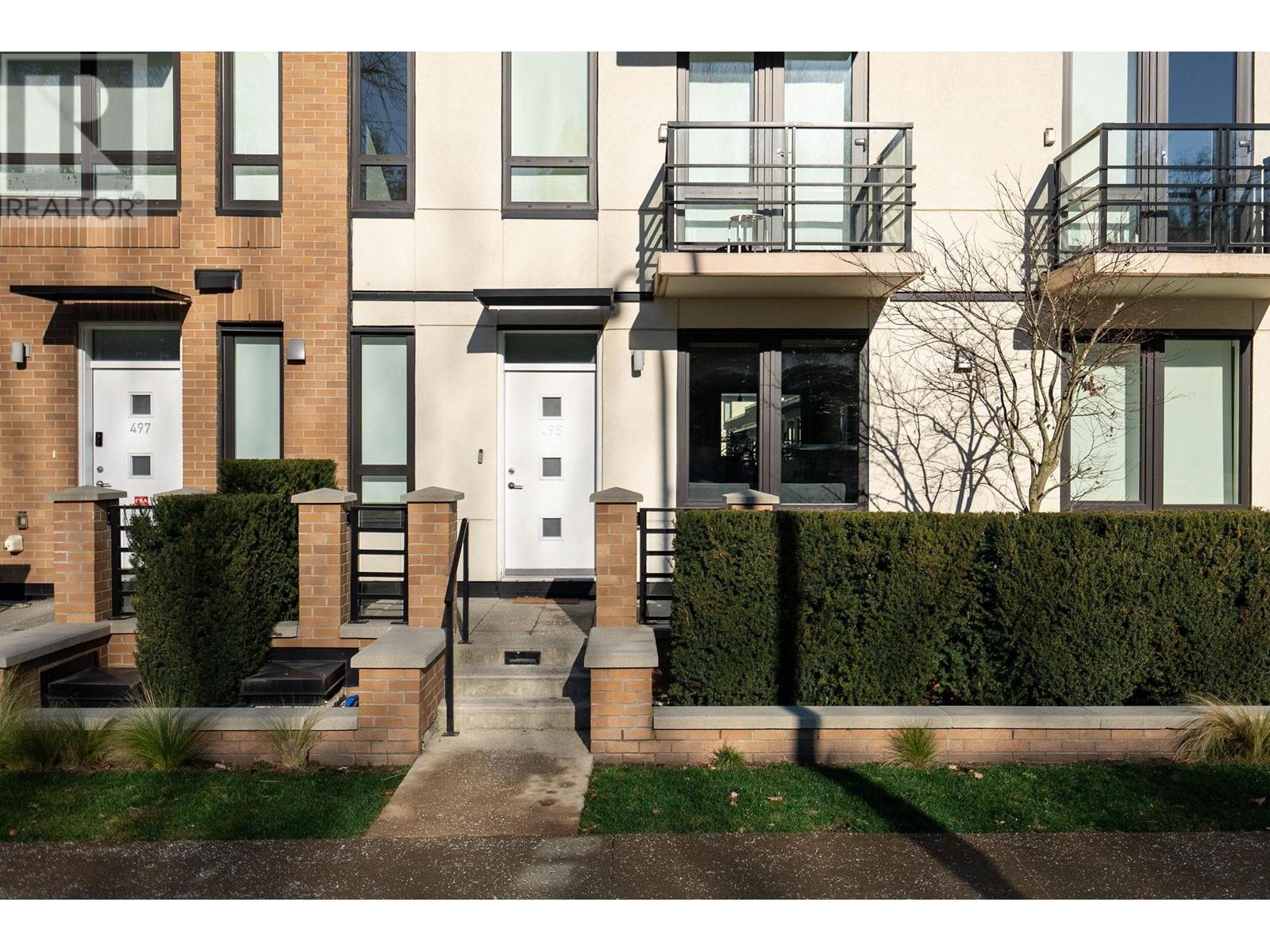 Property at 495 W 29TH AVENUE image 4