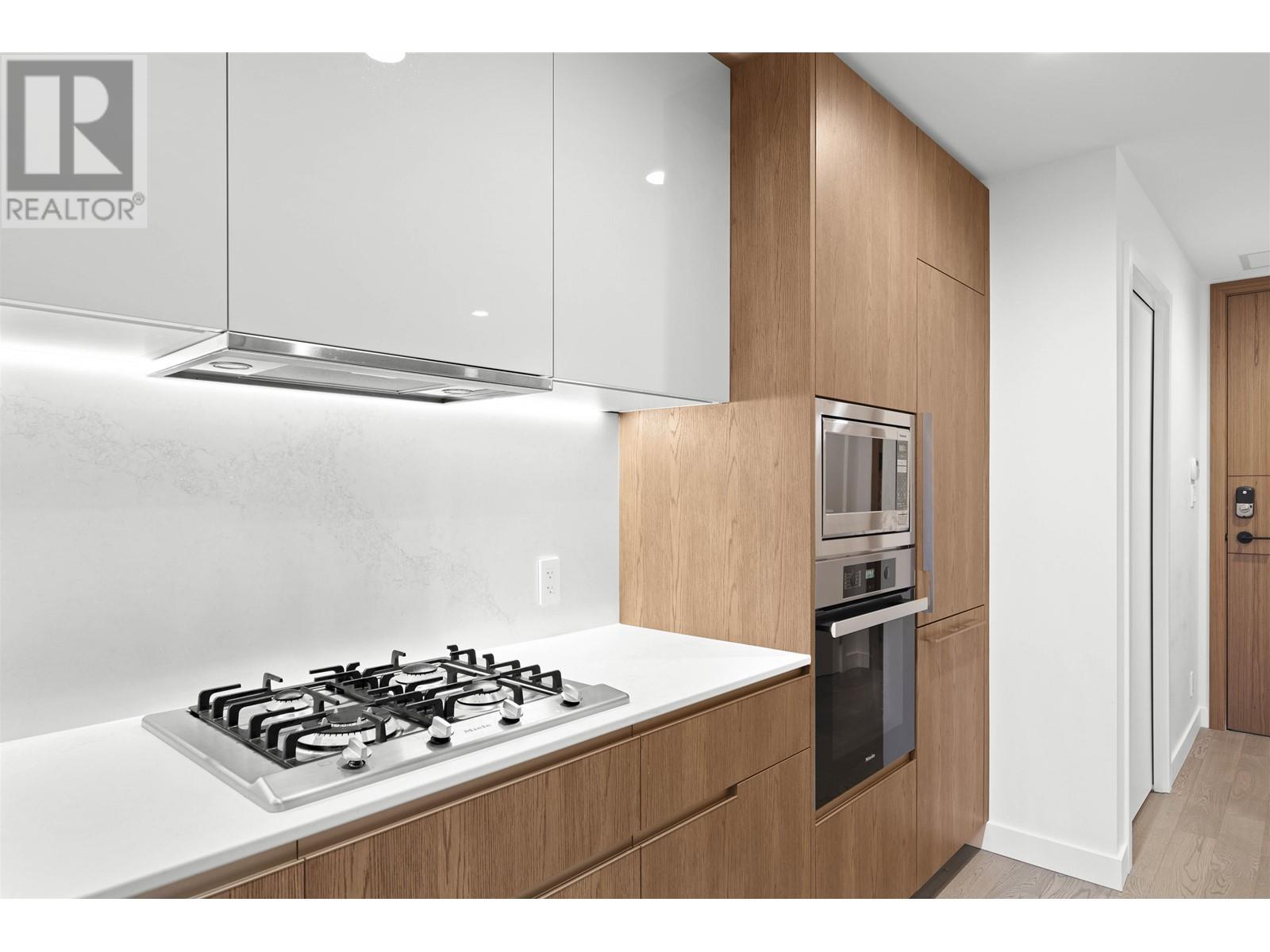 Listing Picture 12 of 40 : 207 6833 PEARSON WAY, Richmond / 烈治文 - 魯藝地產 Yvonne Lu Group - MLS Medallion Club Member