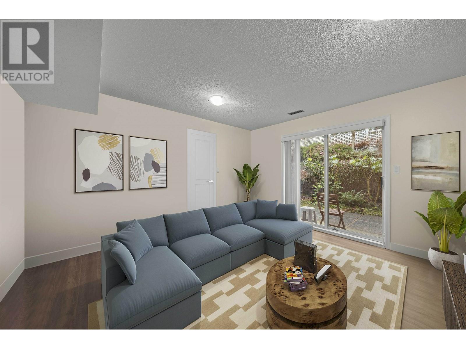 Listing Picture 26 of 30 : 3312 FLAGSTAFF PLACE, Vancouver / 溫哥華 - 魯藝地產 Yvonne Lu Group - MLS Medallion Club Member