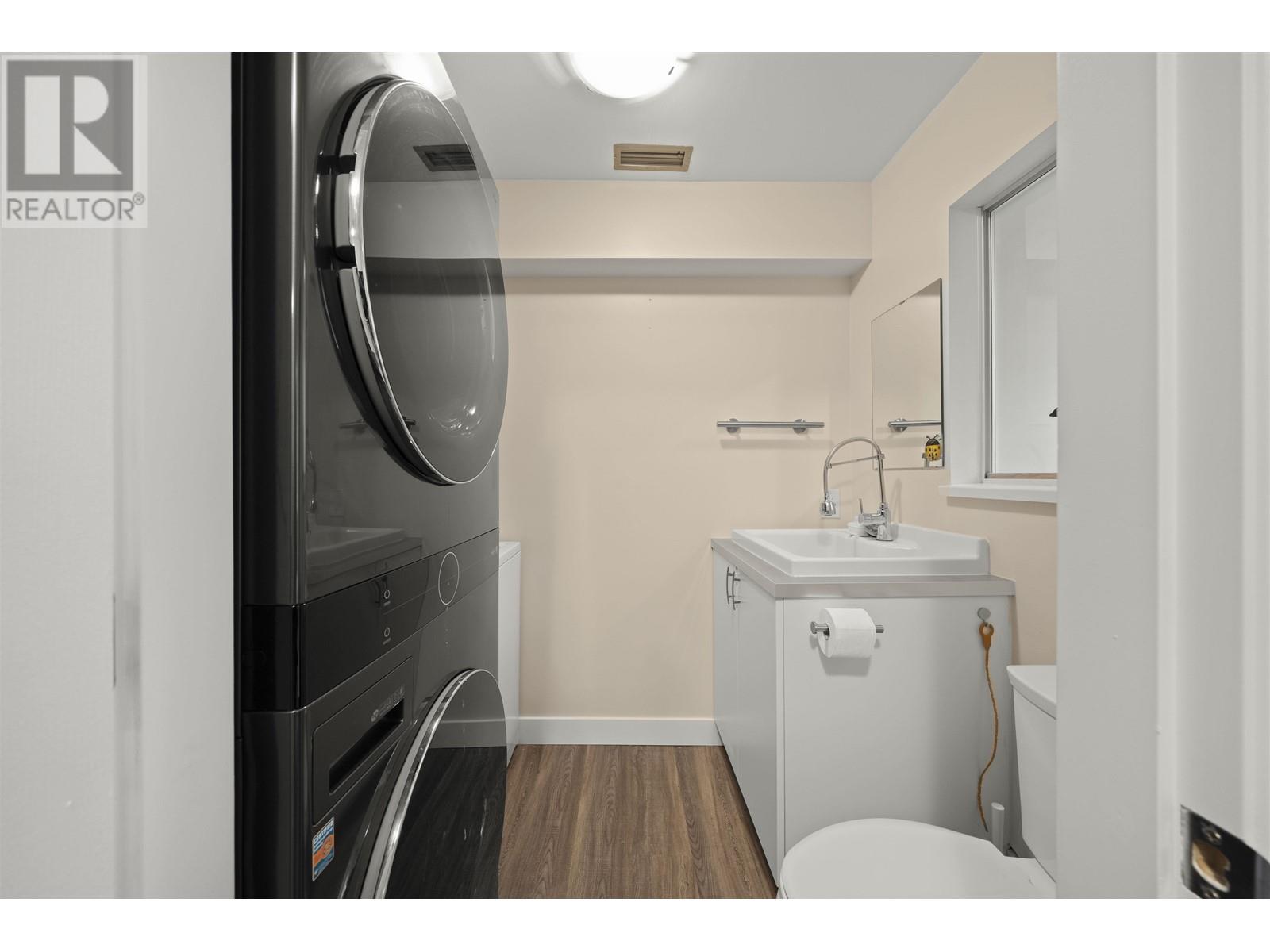 Listing Picture 28 of 30 : 3312 FLAGSTAFF PLACE, Vancouver / 溫哥華 - 魯藝地產 Yvonne Lu Group - MLS Medallion Club Member