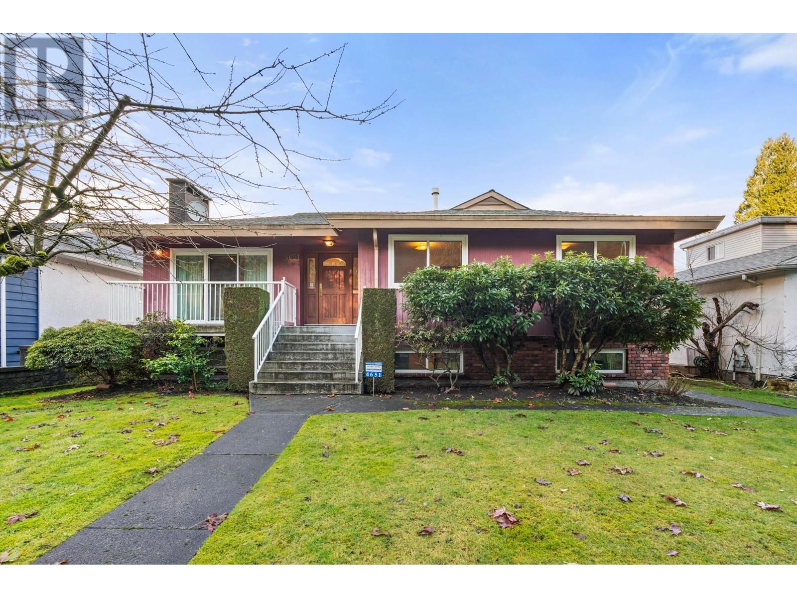 4651 W 16TH AVENUE, vancouver, British Columbia