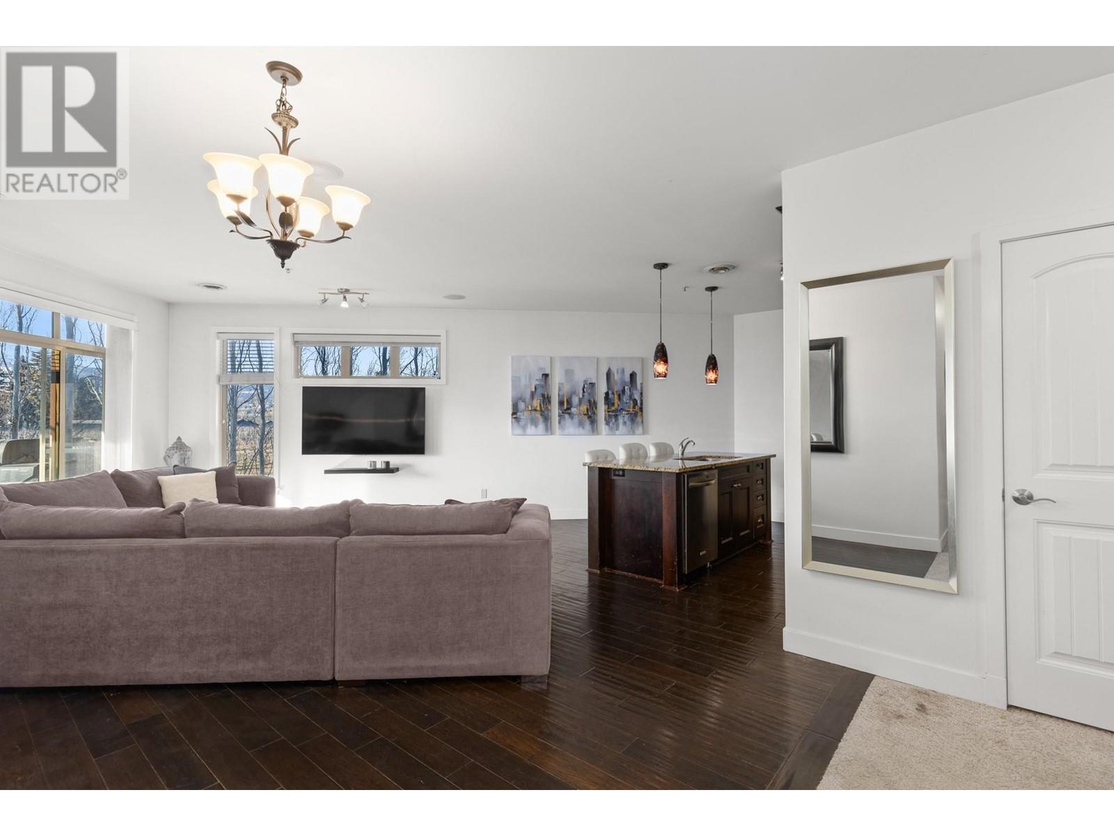 Property at 4042 Pritchard Drive N Unit# 2204 image 3