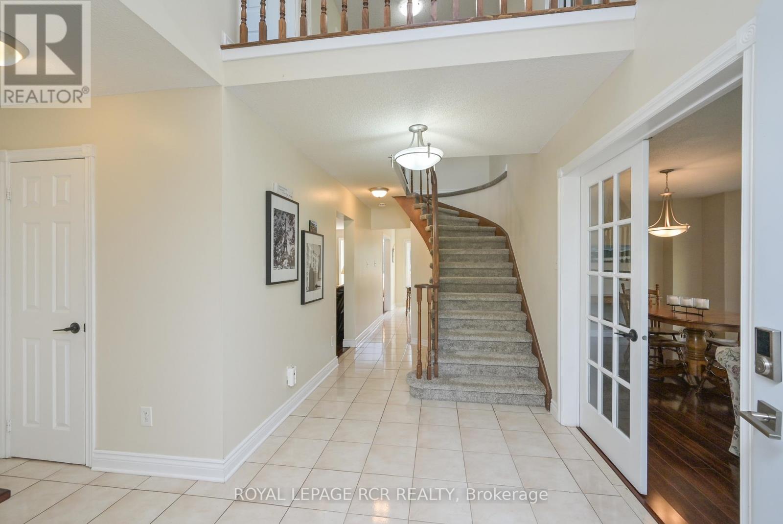 Property at 202 EDENWOOD CRESCENT image 4