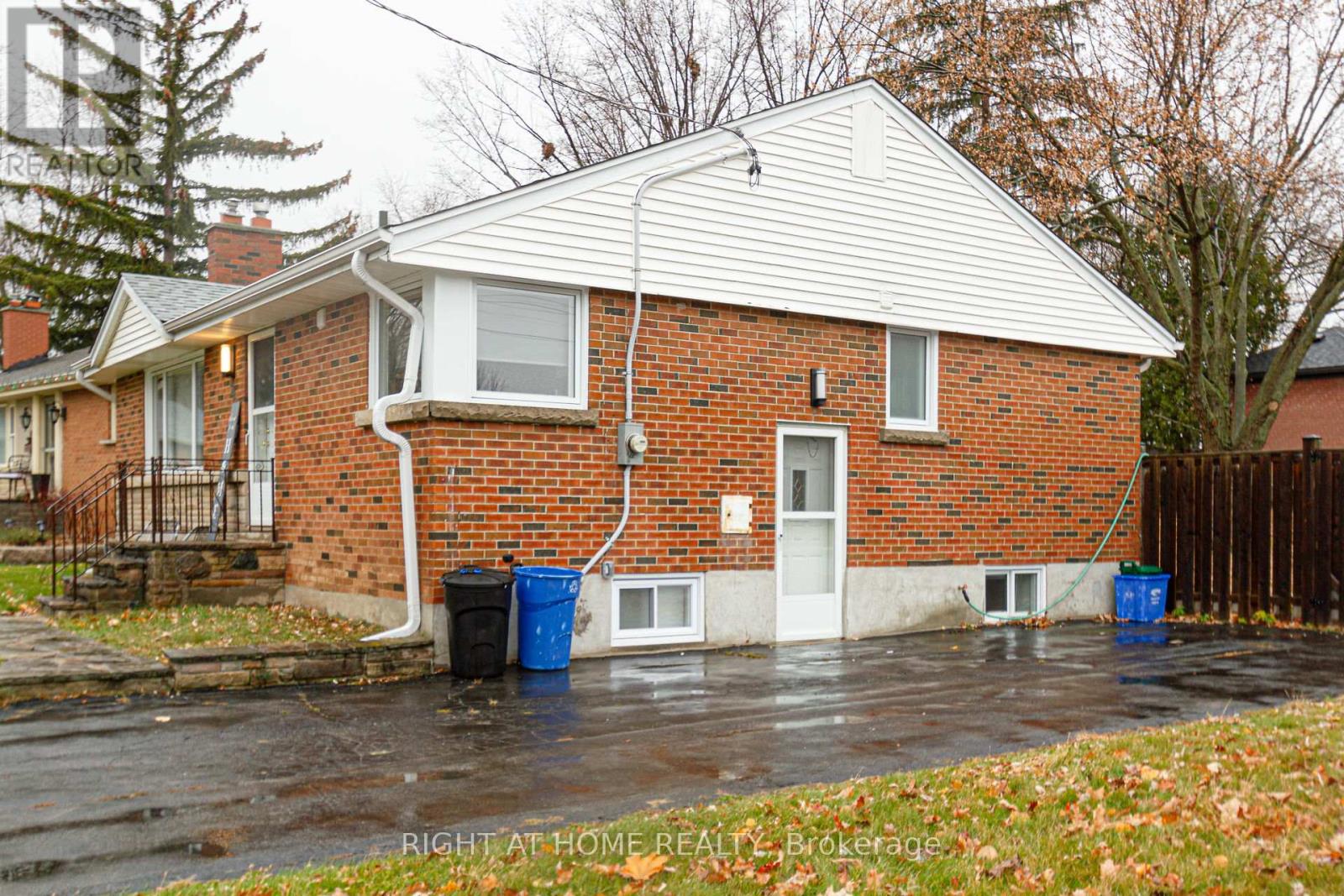 Low Lvl - 1410 Mountain Grove Avenue, Burlington, Ontario  L7P 2H2 - Photo 4 - W11953324