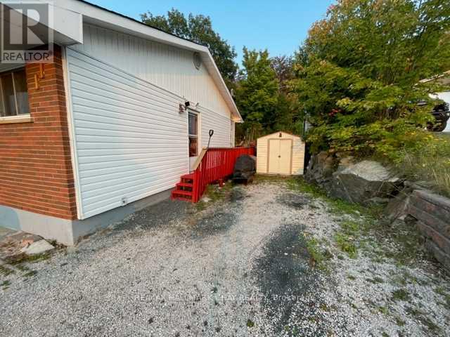 85 Mississauga Avenue, Elliot Lake, Ontario  P5A 1E1 - Photo 2 - X11952649