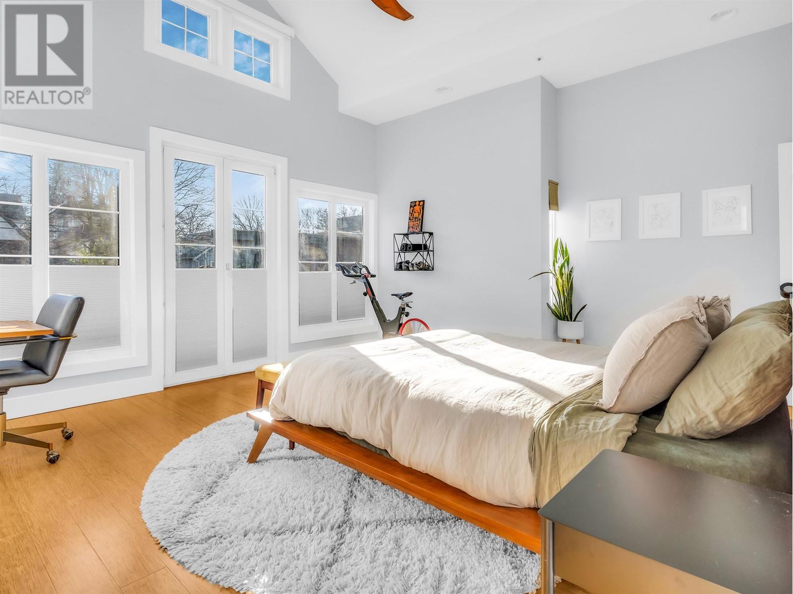 Listing Picture 19 of 40 : 420 W 17TH AVENUE, Vancouver / 溫哥華 - 魯藝地產 Yvonne Lu Group - MLS Medallion Club Member