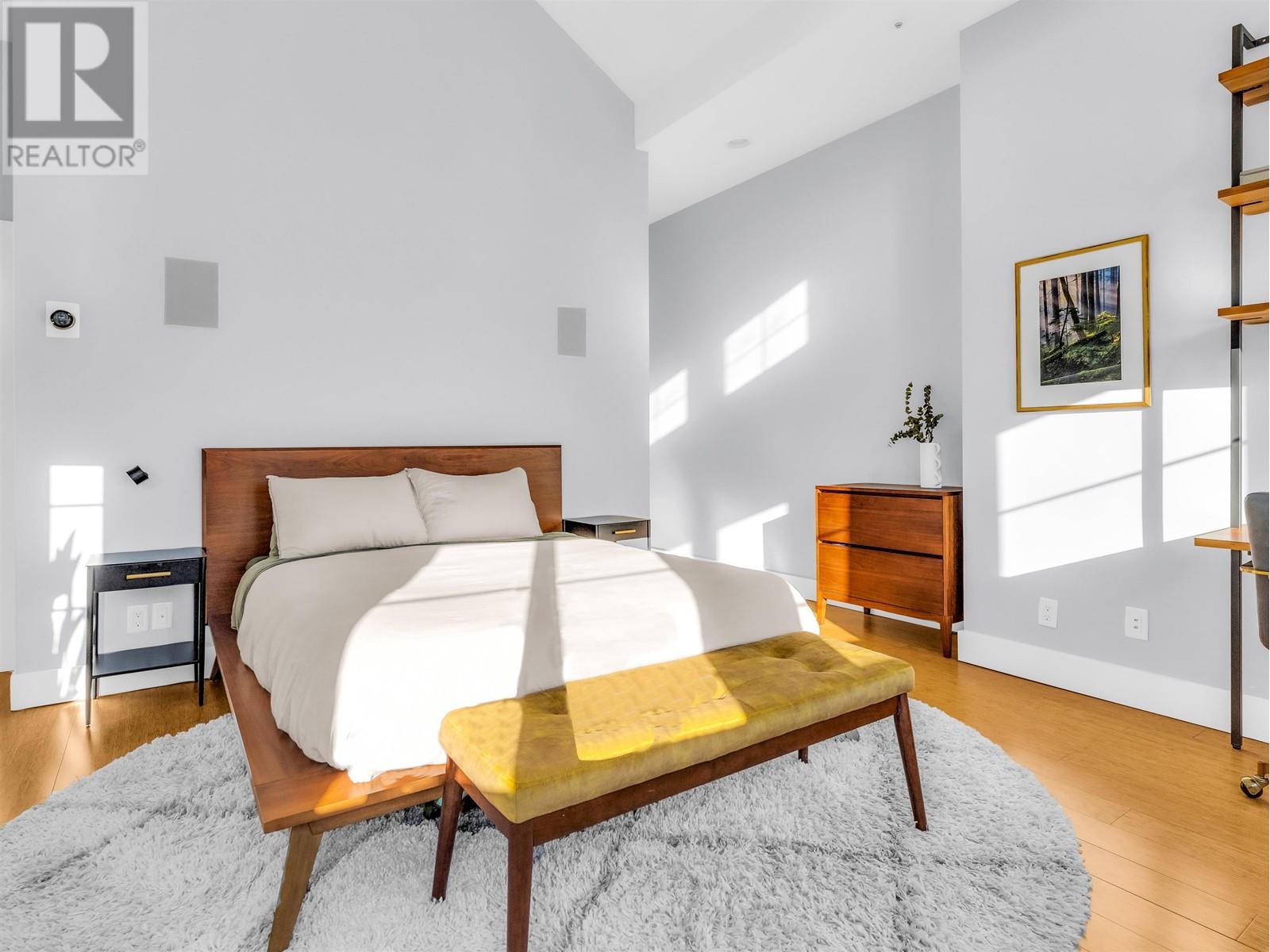 Listing Picture 16 of 40 : 420 W 17TH AVENUE, Vancouver / 溫哥華 - 魯藝地產 Yvonne Lu Group - MLS Medallion Club Member