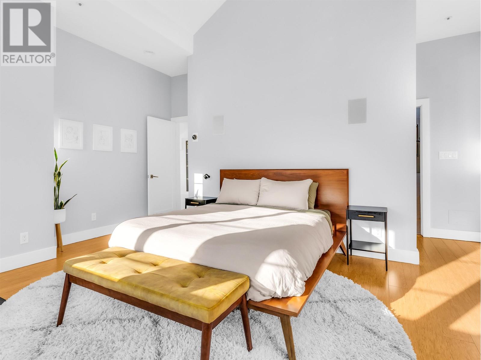 Listing Picture 18 of 40 : 420 W 17TH AVENUE, Vancouver / 溫哥華 - 魯藝地產 Yvonne Lu Group - MLS Medallion Club Member