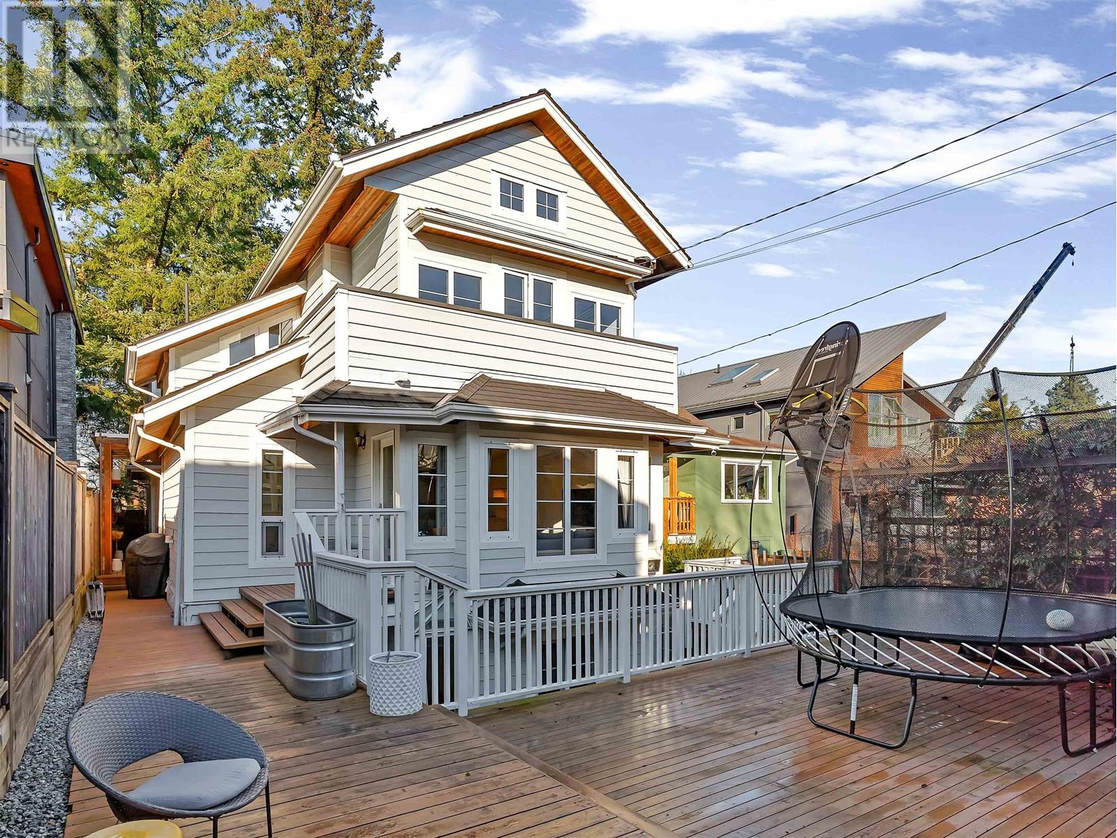 Listing Picture 35 of 40 : 420 W 17TH AVENUE, Vancouver / 溫哥華 - 魯藝地產 Yvonne Lu Group - MLS Medallion Club Member