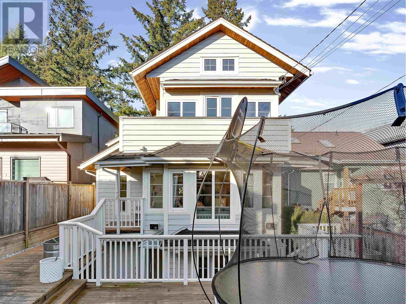 Listing Picture 36 of 40 : 420 W 17TH AVENUE, Vancouver / 溫哥華 - 魯藝地產 Yvonne Lu Group - MLS Medallion Club Member