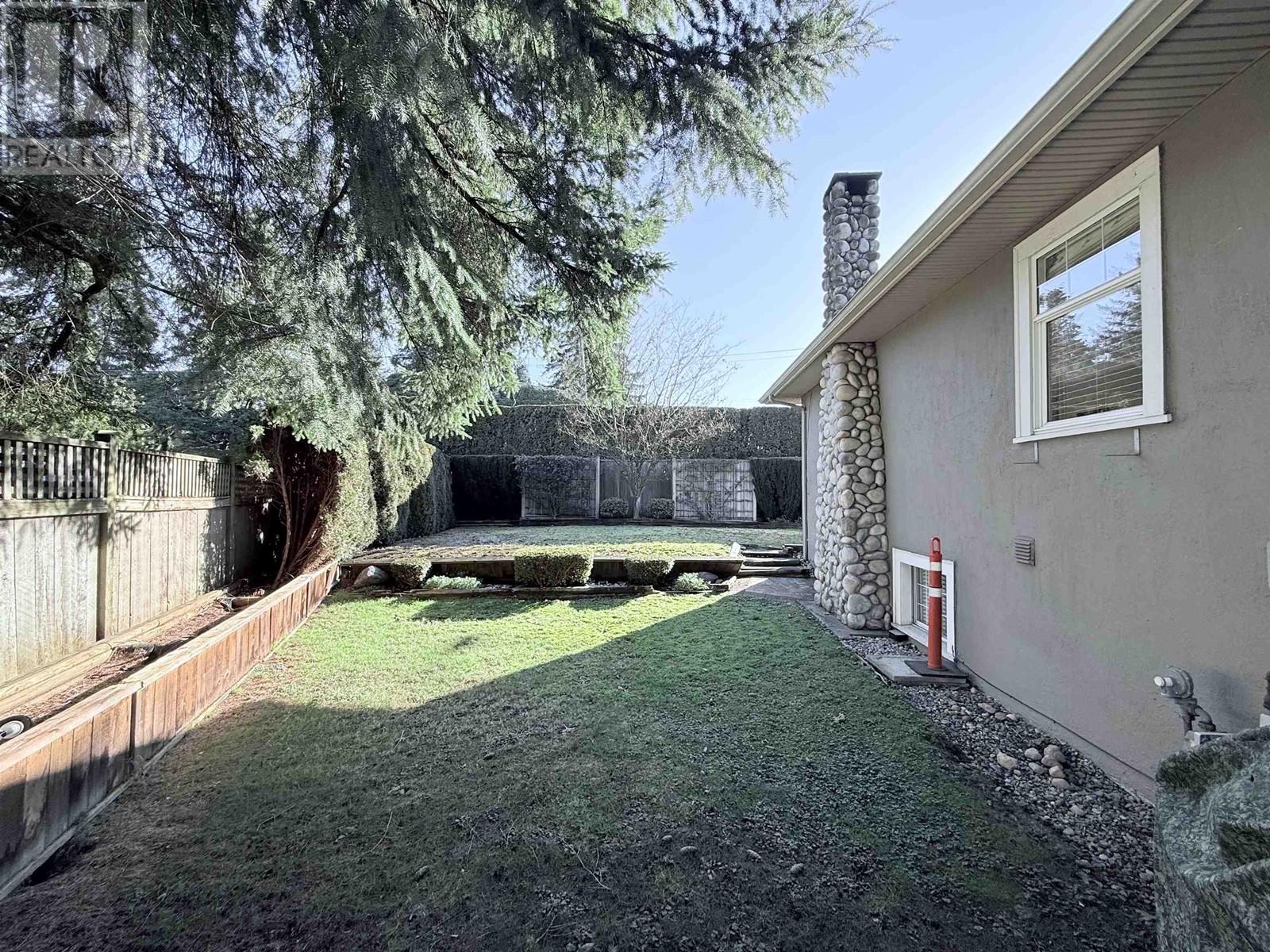 680 Thompson Avenue, Coquitlam, British Columbia  V3J 3Z8 - Photo 27 - R2962944