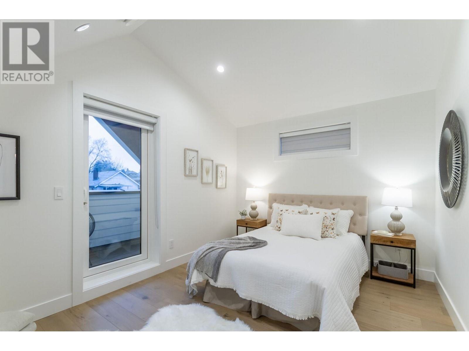 Listing Picture 21 of 25 : 2 1982 VENABLES STREET, Vancouver / 溫哥華 - 魯藝地產 Yvonne Lu Group - MLS Medallion Club Member