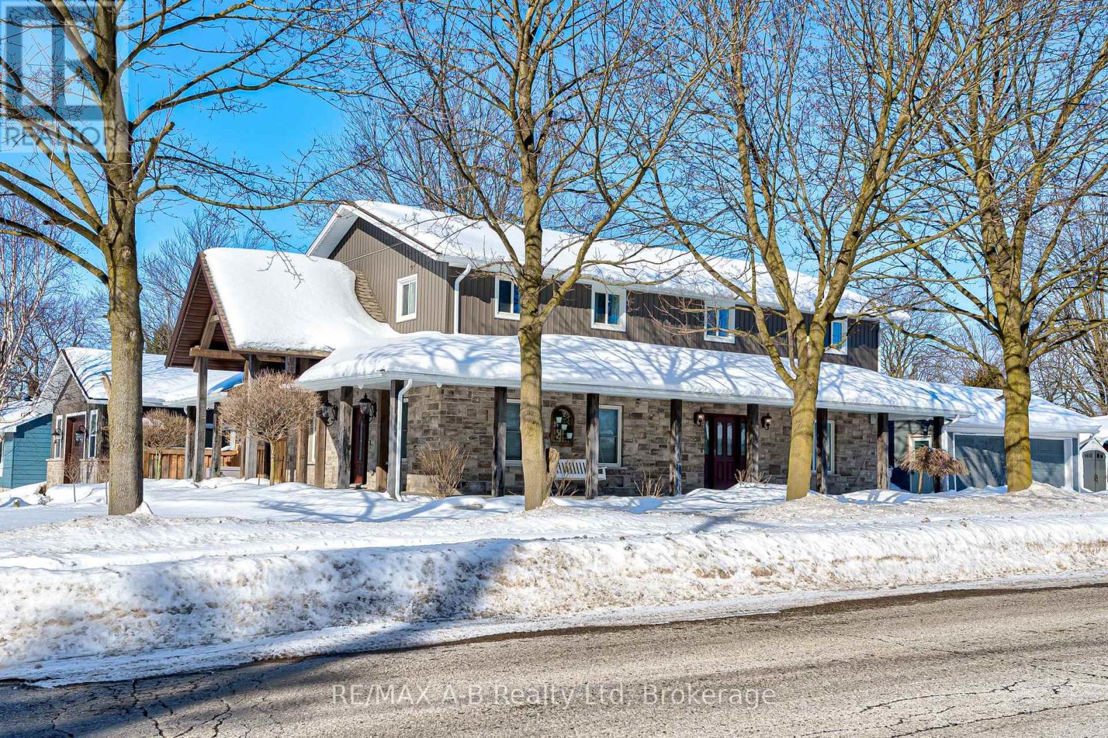 197 Trafalgar Street N, West Perth, Ontario  N0K 1N0 - Photo 2 - X11942009