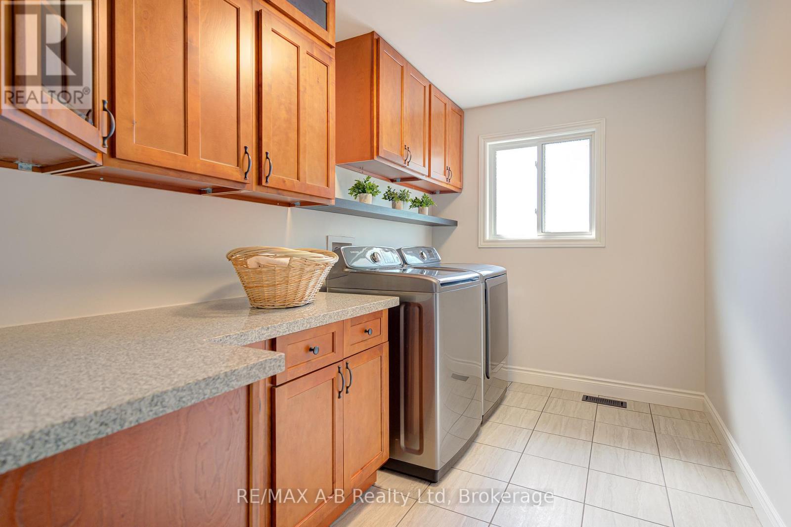 197 Trafalgar Street N, West Perth, Ontario  N0K 1N0 - Photo 32 - X11942009