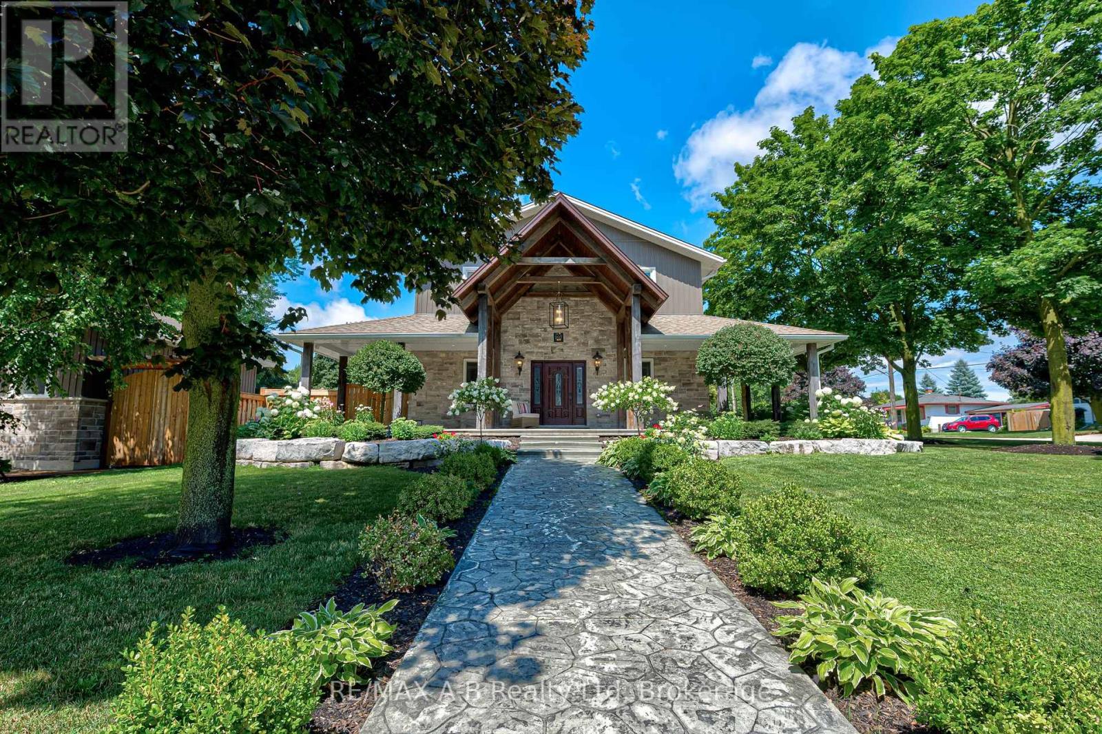 197 Trafalgar Street N, West Perth, Ontario  N0K 1N0 - Photo 4 - X11942009