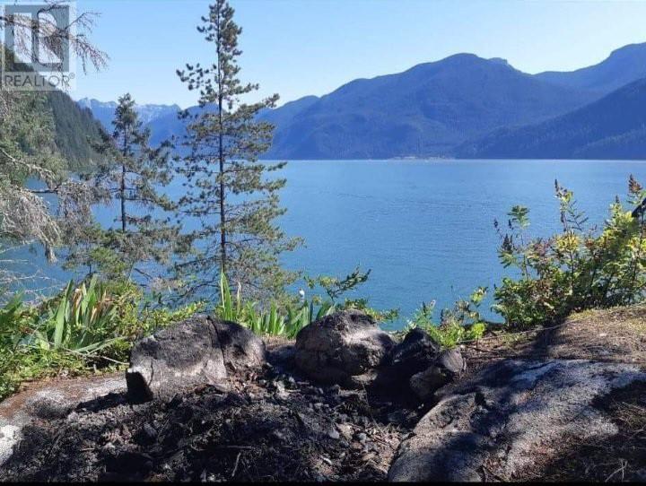 5 Hodgins Harbour, Pitt Meadows, British Columbia  V0V 0V0 - Photo 1 - R2941687