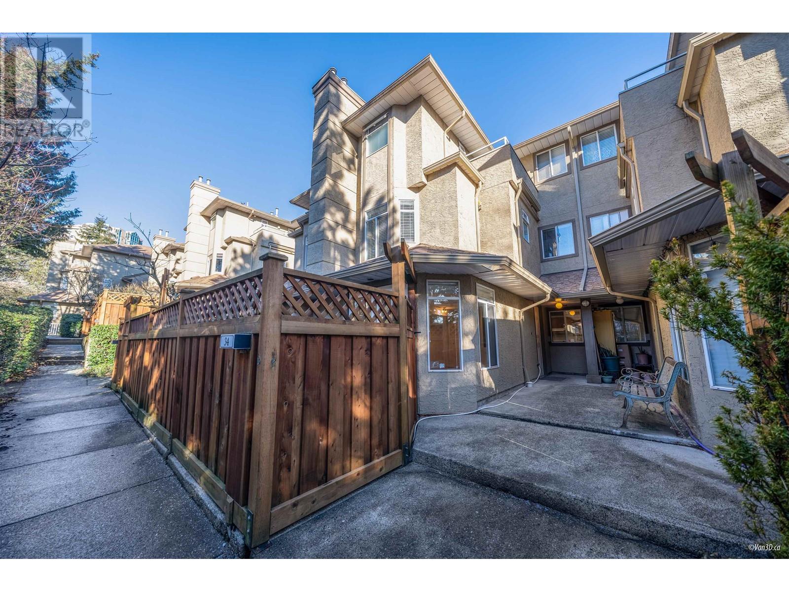 Listing Picture 3 of 40 : 34 7188 EDMONDS STREET, Burnaby / 本拿比 - 魯藝地產 Yvonne Lu Group - MLS Medallion Club Member