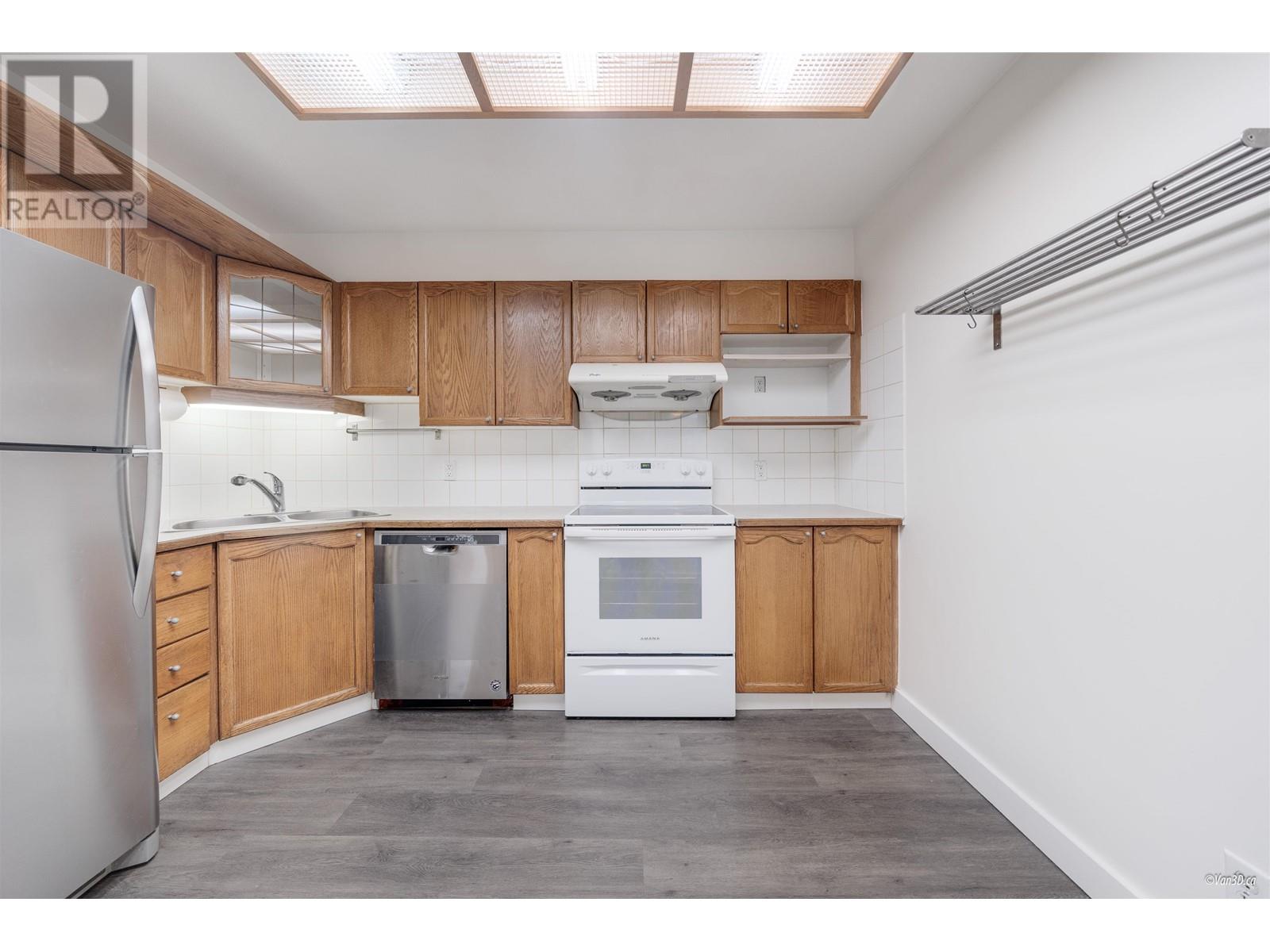 Listing Picture 13 of 40 : 34 7188 EDMONDS STREET, Burnaby / 本拿比 - 魯藝地產 Yvonne Lu Group - MLS Medallion Club Member