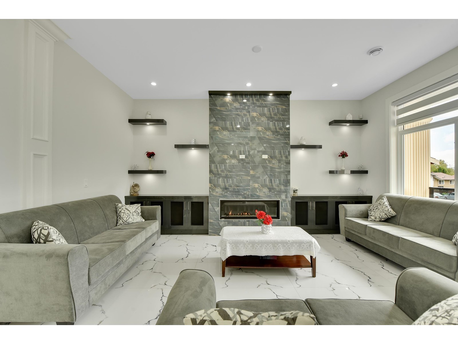 Property at 13557 67A AVENUE image 2