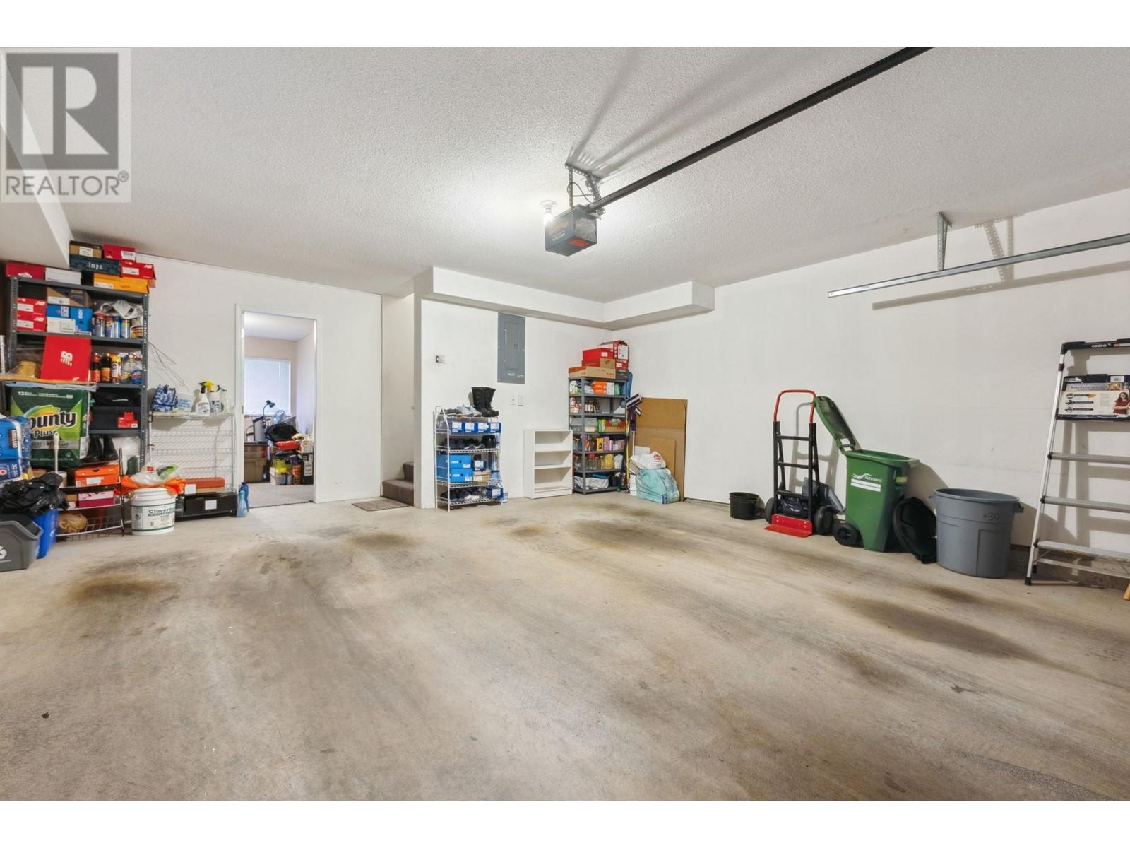Listing Picture 17 of 24 : 30 12500 MCNEELY DRIVE, Richmond / 烈治文 - 魯藝地產 Yvonne Lu Group - MLS Medallion Club Member