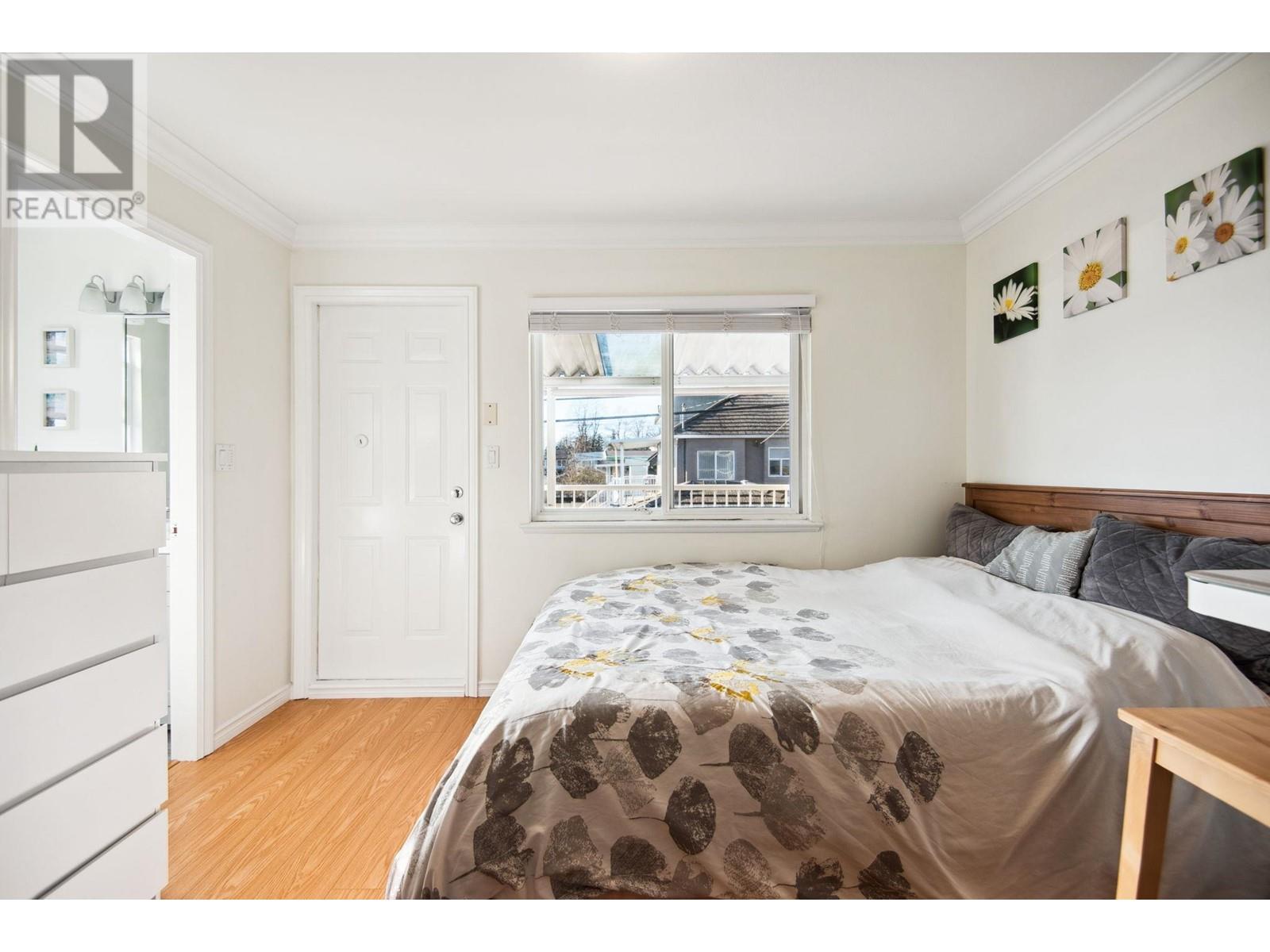 Listing Picture 16 of 40 : 6925 MAIN STREET, Vancouver / 溫哥華 - 魯藝地產 Yvonne Lu Group - MLS Medallion Club Member