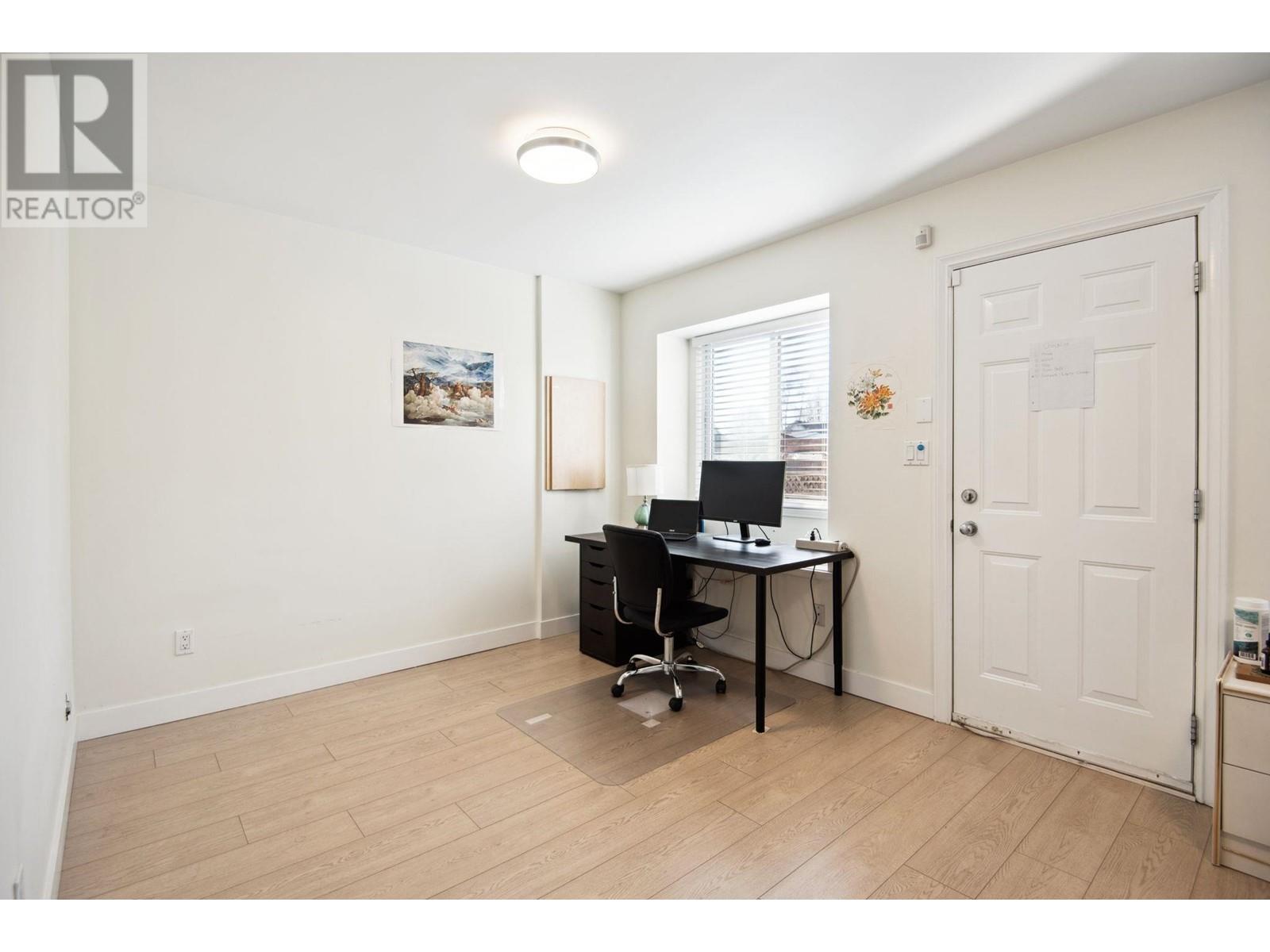 Listing Picture 32 of 40 : 6925 MAIN STREET, Vancouver / 溫哥華 - 魯藝地產 Yvonne Lu Group - MLS Medallion Club Member